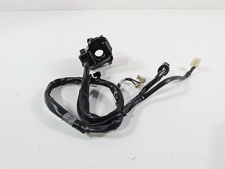 2024 Yamaha YZF R1 RN65 Left Hand Control Switch - Read B3L-83969-01-00 {{ shop.shopifyCountryName }} - Mototech271