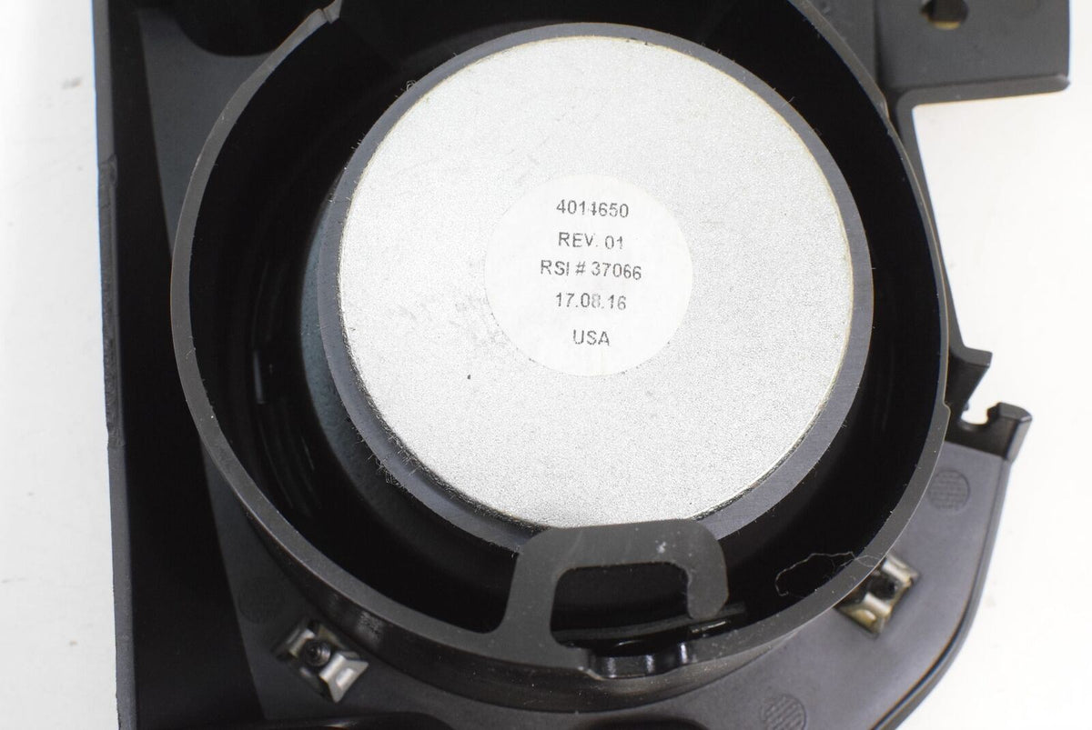 2018 Indian Roadmaster Right Rear Audio Speaker 4011650 {{ shop.shopifyCountryName }} - Mototech271