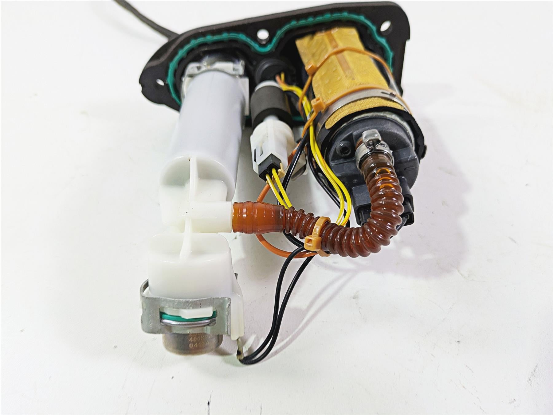 2009 Harley XR1200 Sportster Fuel Gas Petrol Pump 75268-07D {{ shop.shopifyCountryName }} - Mototech271