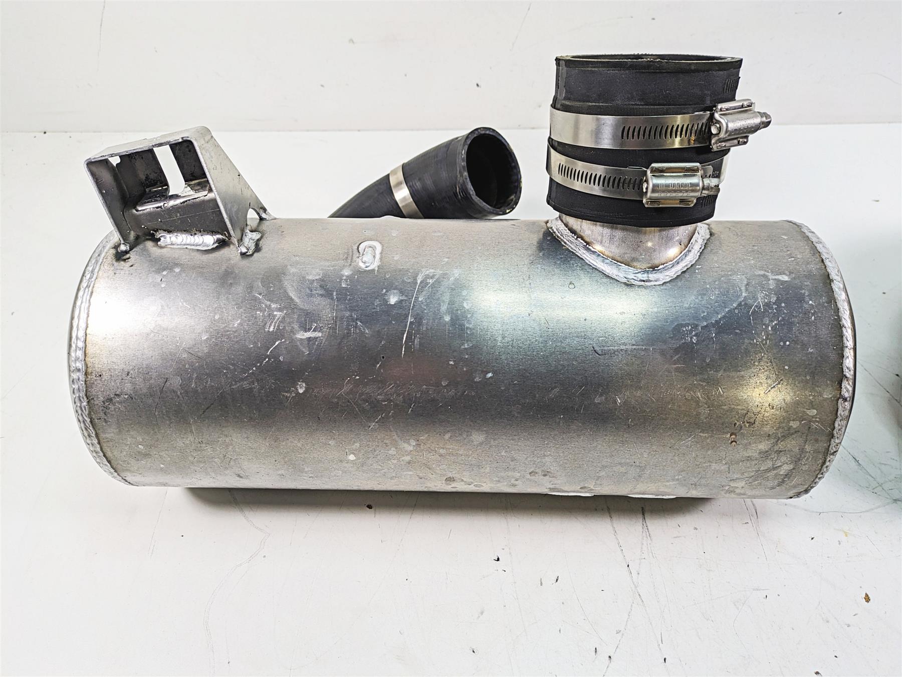 2016 Sea-Doo Spark 900 Exhaust Resonator & Muffler Set 274001488 274001598 {{ shop.shopifyCountryName }} - Mototech271