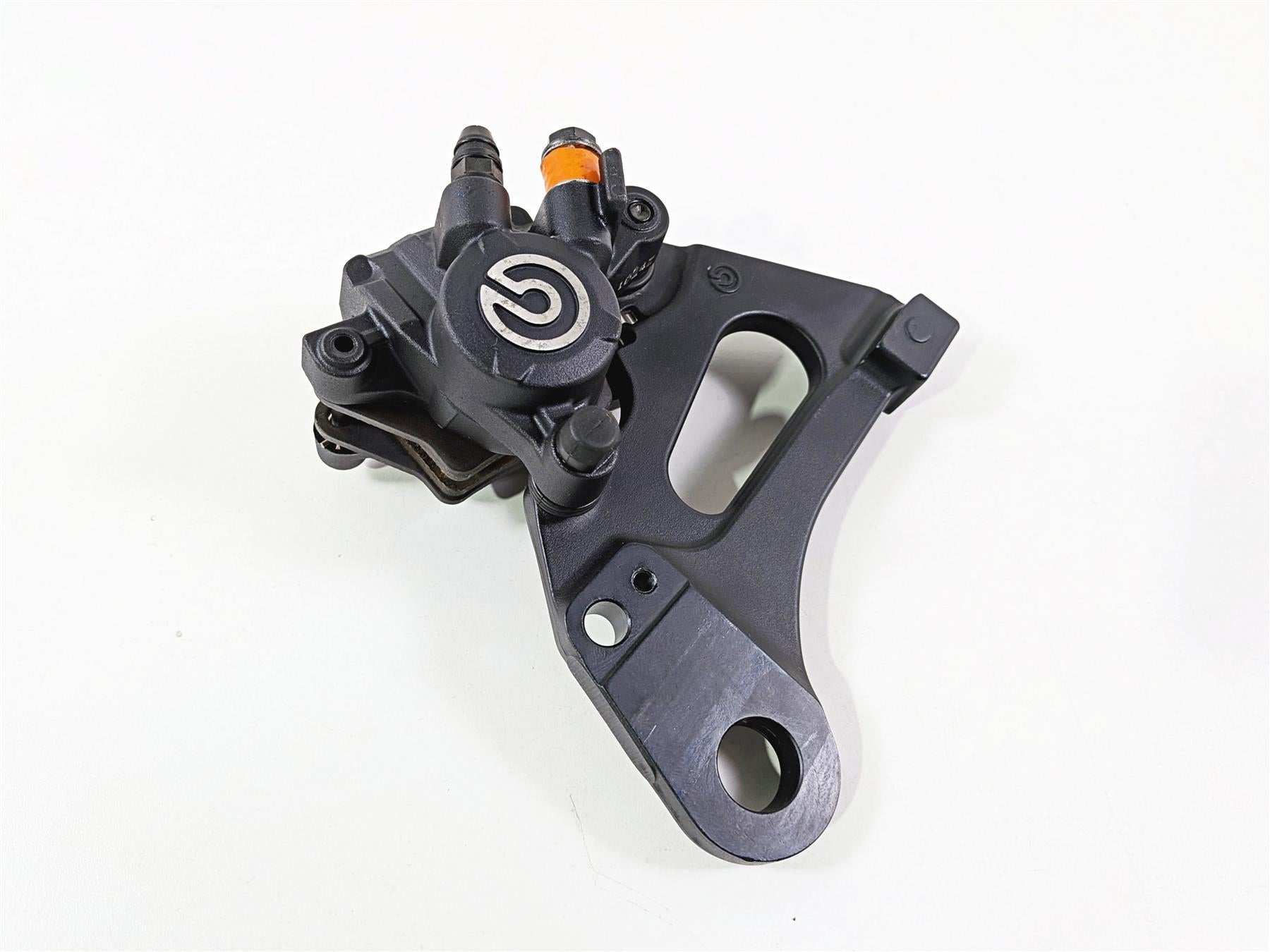 2022 Triumph Tiger 900 GT Pro Brembo Rear Brake Caliper & Bracket T2022330 {{ shop.shopifyCountryName }} - Mototech271