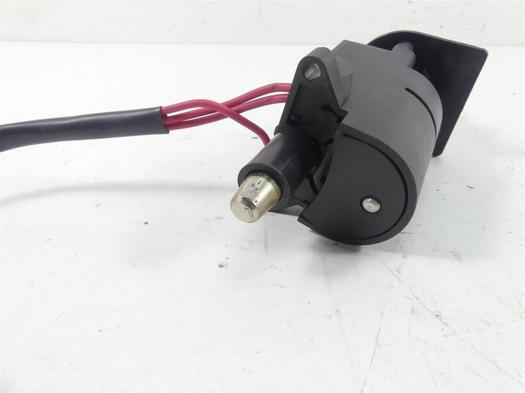 2005 Harley Touring CVO FLHTCSE Electra Glide Ignition Switch Key Lock 71640-99 {{ shop.shopifyCountryName }} - Mototech271