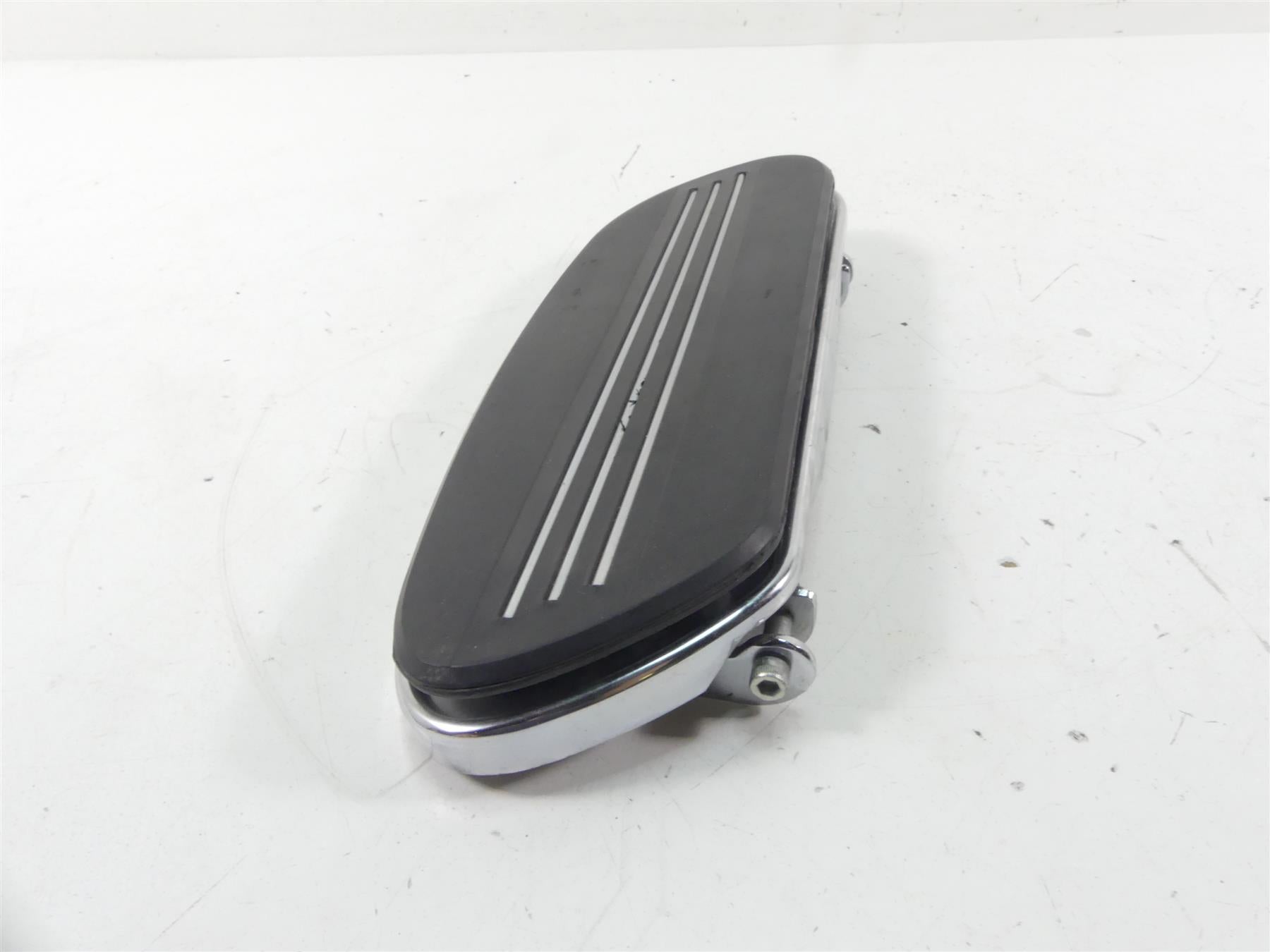 2013 Harley Touring FLHX Street Glide Right Rider Driver Floor Board 50518-09 {{ shop.shopifyCountryName }} - Mototech271