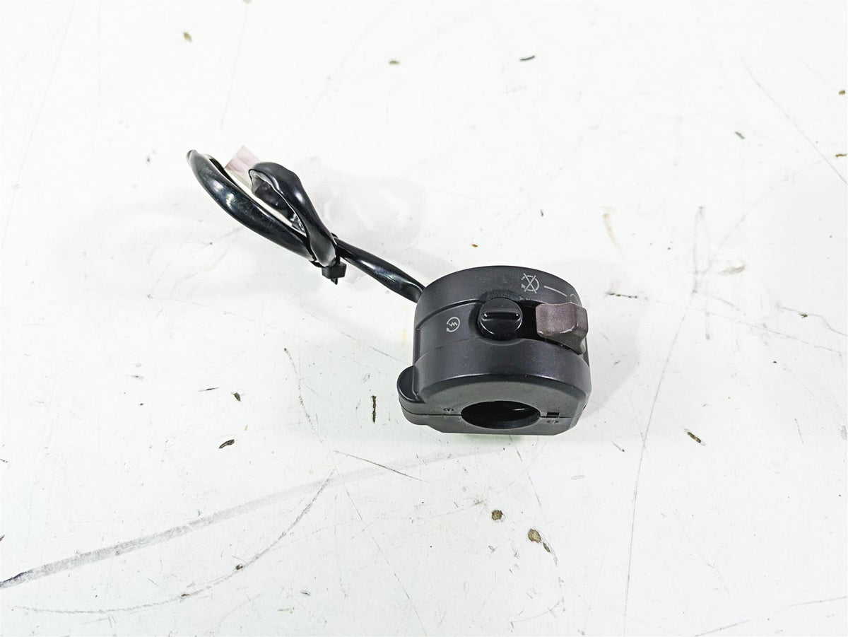 2015 Ducati Panigale 1299 S Right Hand Start Kill Control Switch 65010094I {{ shop.shopifyCountryName }} - Mototech271