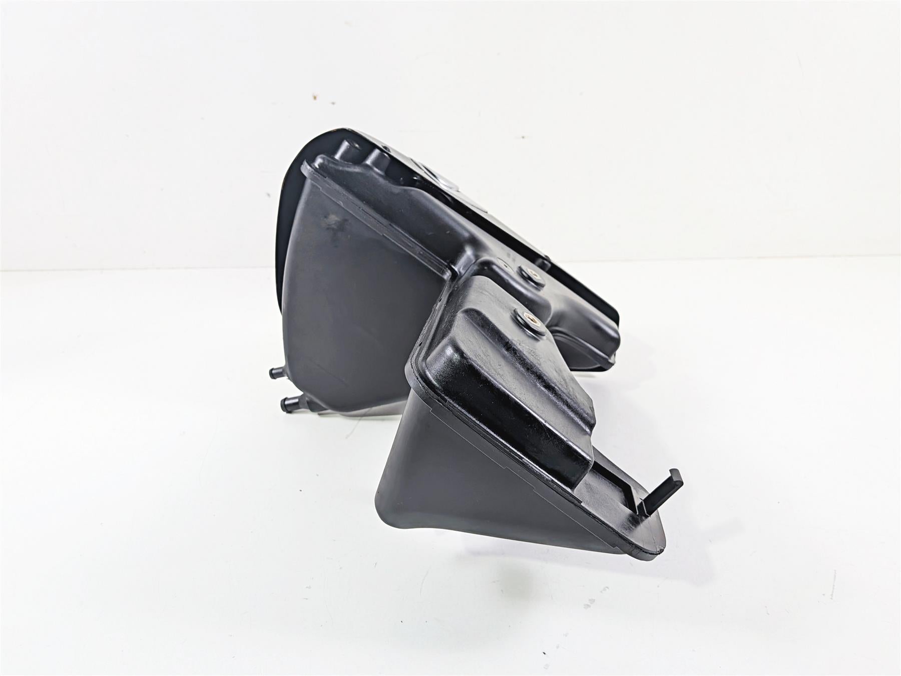 2006 Harley Sportster XL1200 C Oil Tank Reservoir & Dipstick 62888-04B {{ shop.shopifyCountryName }} - Mototech271