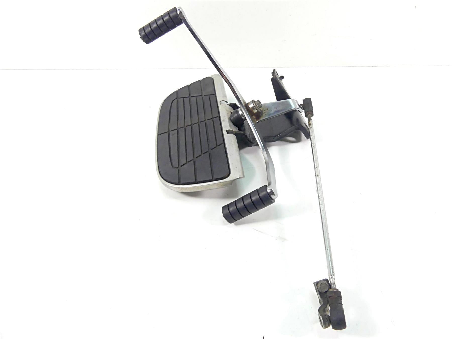 2007 Honda VTX1800 T2 Left Front Floor Board & Shifter Parts 50625-MCV-000 {{ shop.shopifyCountryName }} - Mototech271