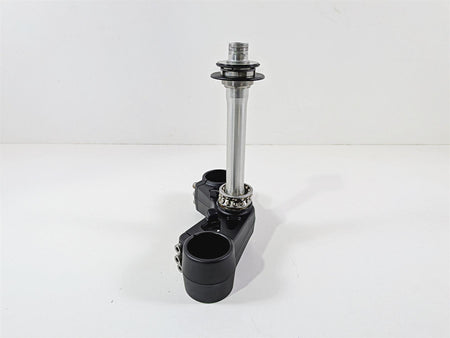 2019 Triumph Speed Triple RS 1050 Lower Triple Tree Steering Clamp Read T2048460 {{ shop.shopifyCountryName }} - Mototech271