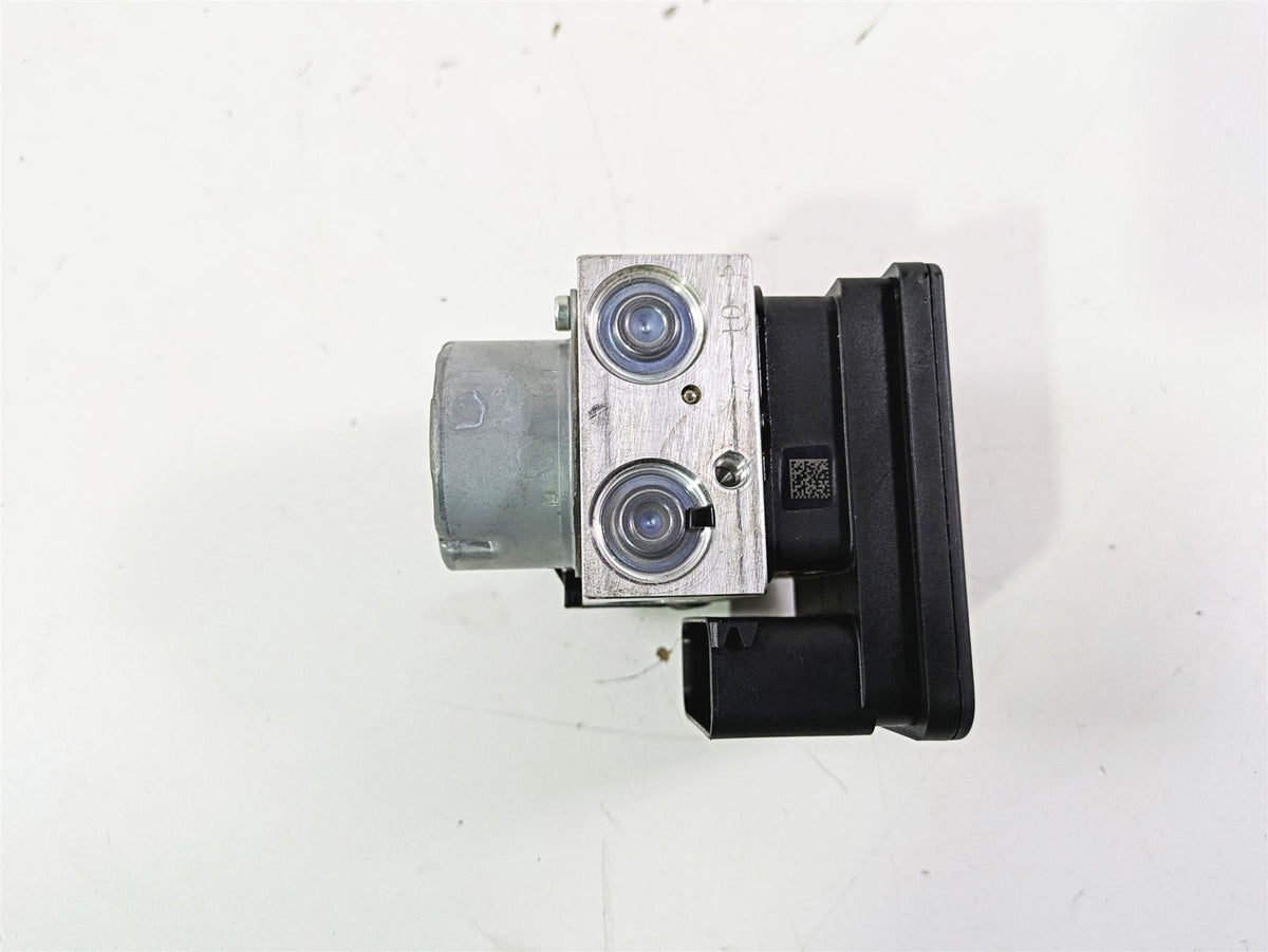 2019 BMW G310GS K02 Abs Brake Pump Unit Module 34511542798 {{ shop.shopifyCountryName }} - Mototech271