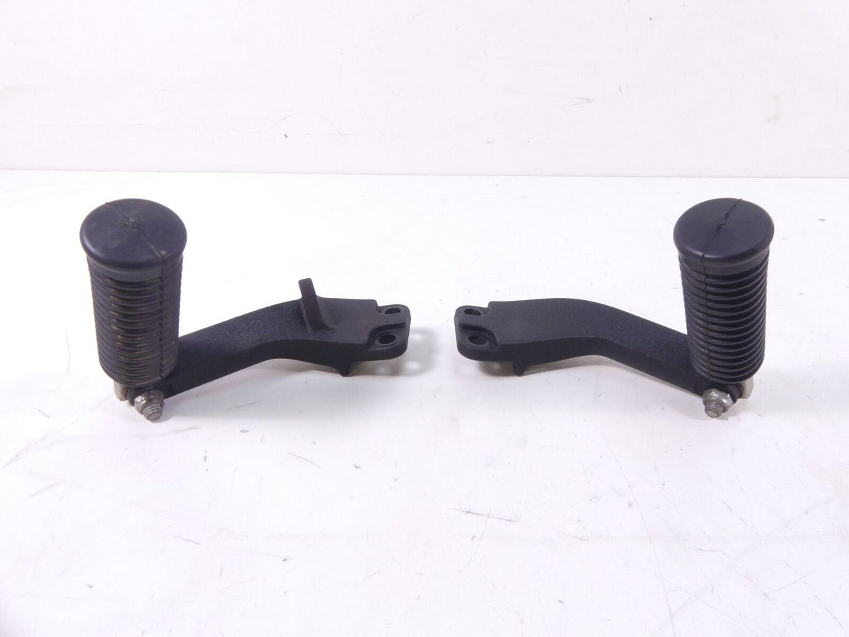 2016 Harley FLD Dyna Switchback 103 Passenger Footpeg Set R 49224-06A L 49230-06 {{ shop.shopifyCountryName }} - Mototech271