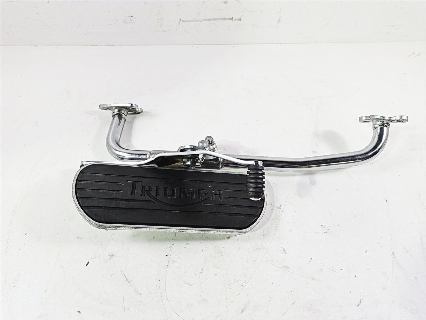 2006 Triumph Rocket 3 Left Rider Foot Peg Mount & Shifter T2083008 | Mototech271