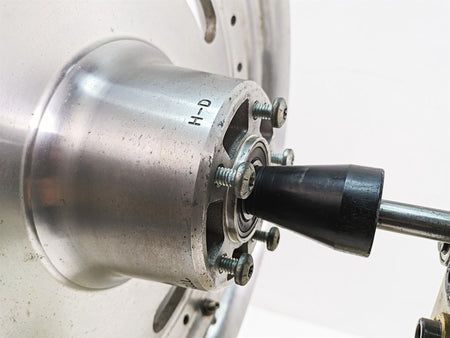 2009 Harley FXDF Dyna Fat Bob Straight 16x3 Slotted Front Wheel Rim 43300172 {{ shop.shopifyCountryName }} - Mototech271