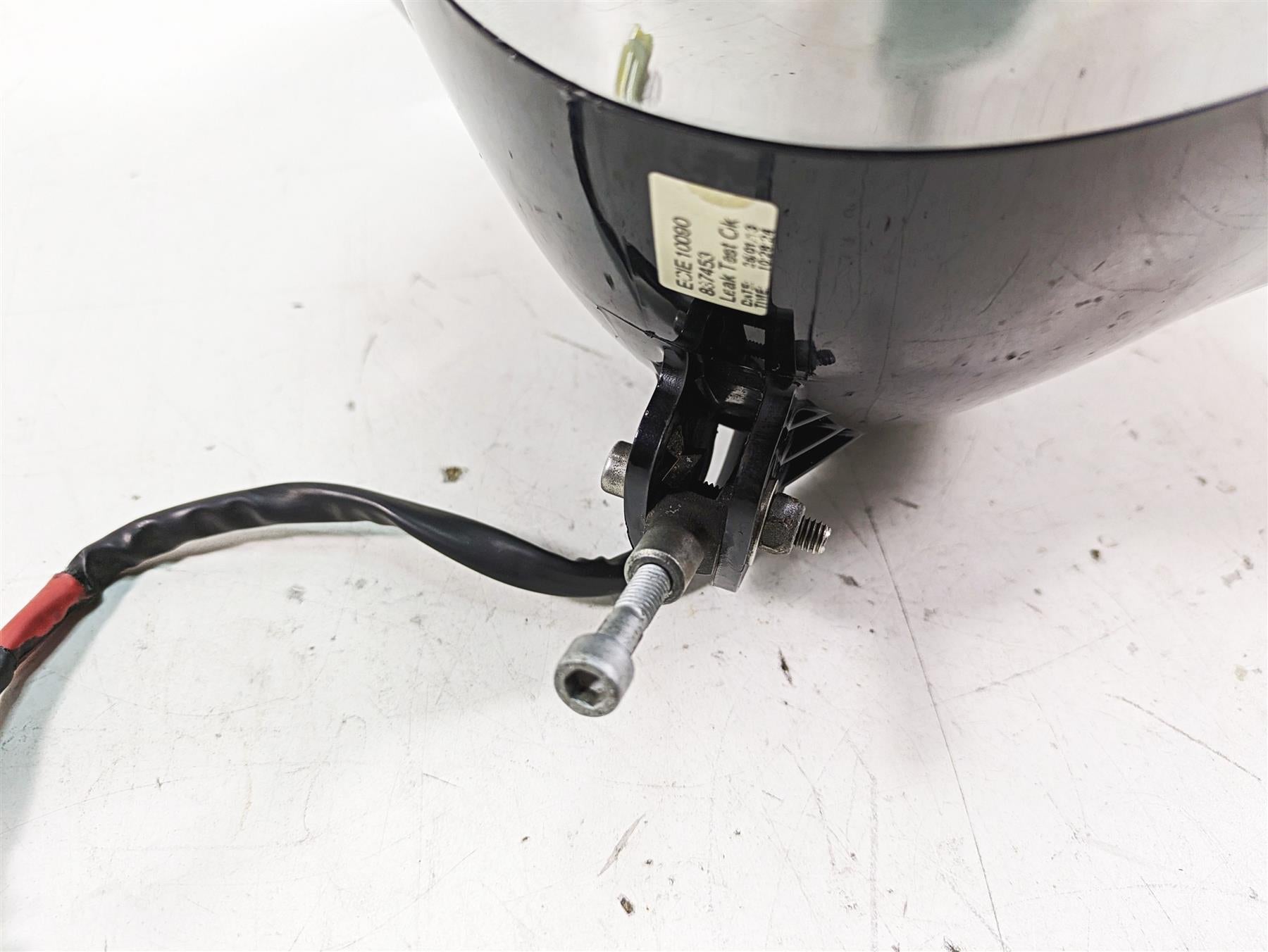 2014 Moto Guzzi California 1400 T Headlight Head Light Lamp & Mounts 887453 {{ shop.shopifyCountryName }} - Mototech271