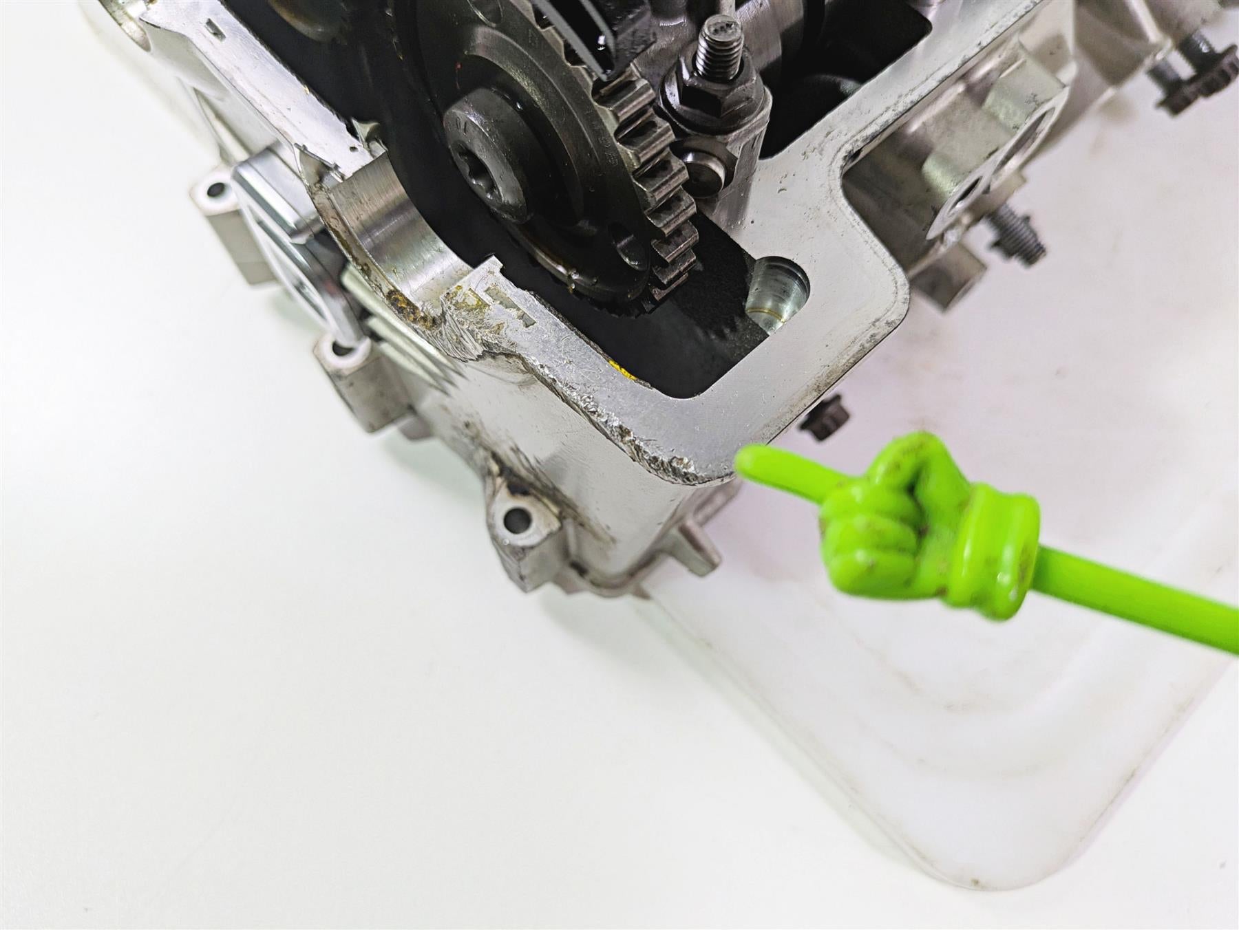2014 BMW K1600 GTL K48 Cylinder Head & Valve Cover - Read 11118546019 {{ shop.shopifyCountryName }} - Mototech271