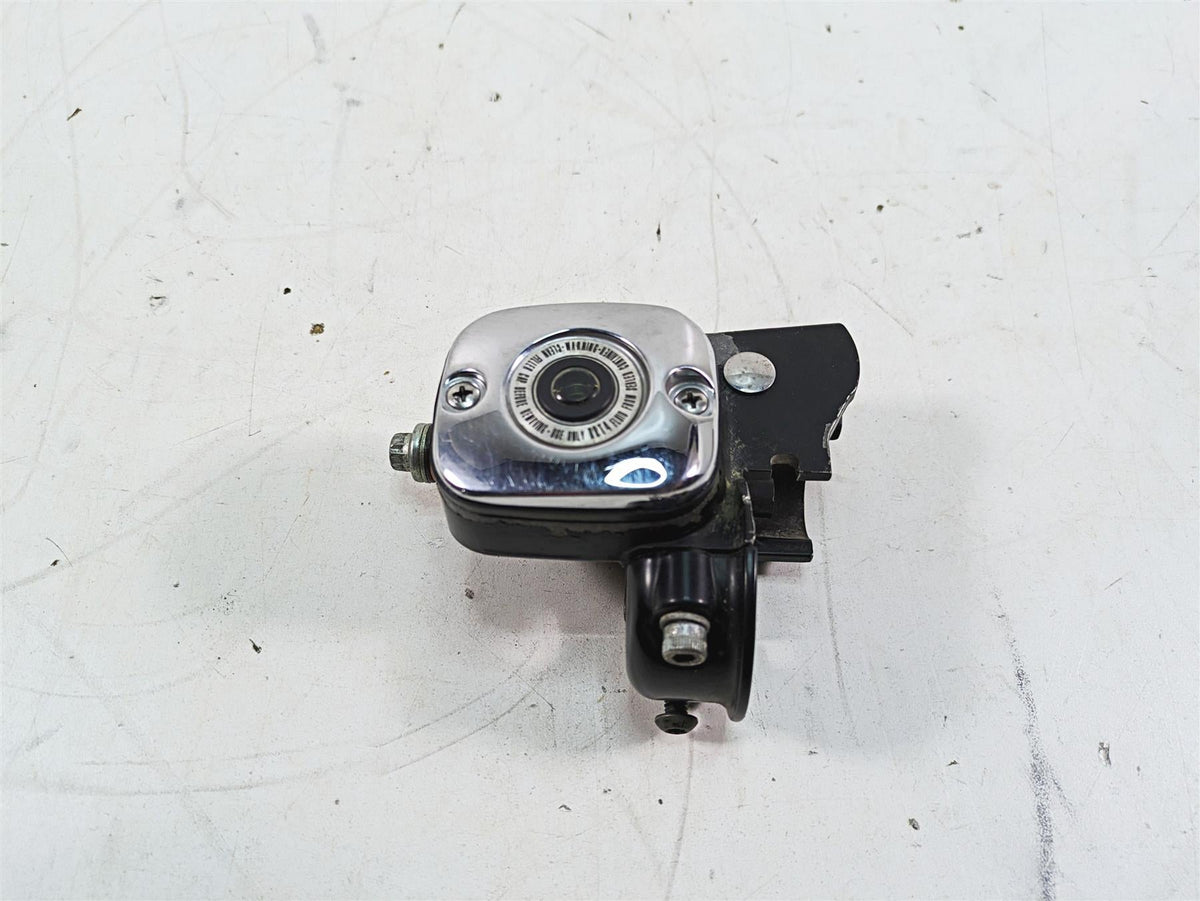 2013 Harley Softail FLSTFB Fat Boy Lo Front Brake Master Cylinder 11/16 45029-11 {{ shop.shopifyCountryName }} - Mototech271