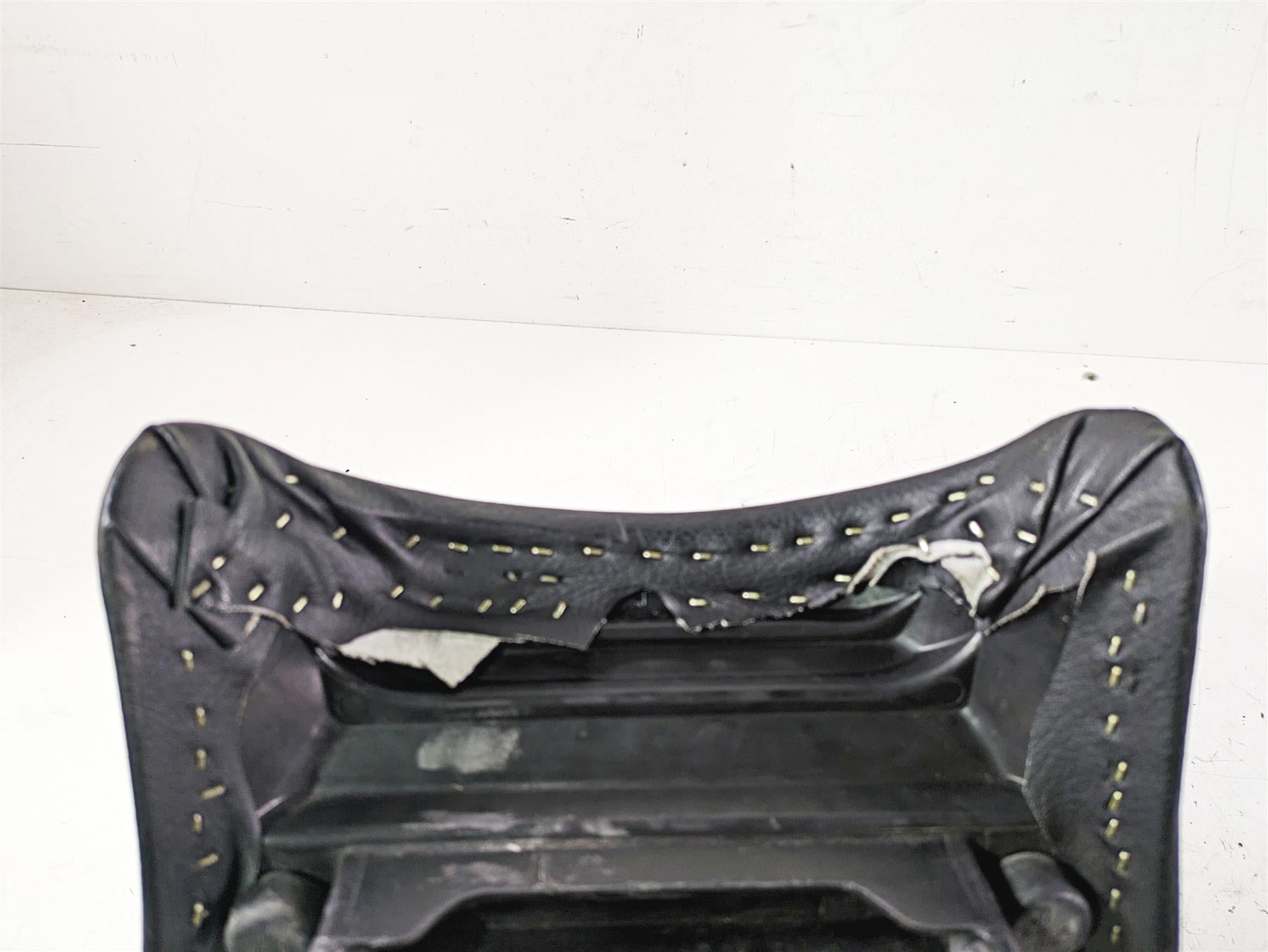 2018 Suzuki GSX1300 R Hayabusa Front Rider Seat Saddle -Read 45100-15H02-EJY {{ shop.shopifyCountryName }} - Mototech271