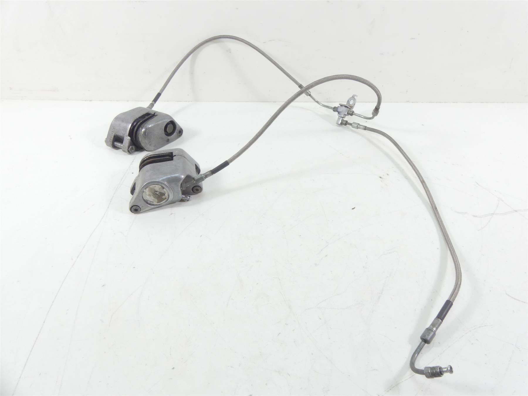 1978 Harley XLH1000 Sportster Ironhead Front Dual Brake Caliper Set 44116-77 {{ shop.shopifyCountryName }} - Mototech271