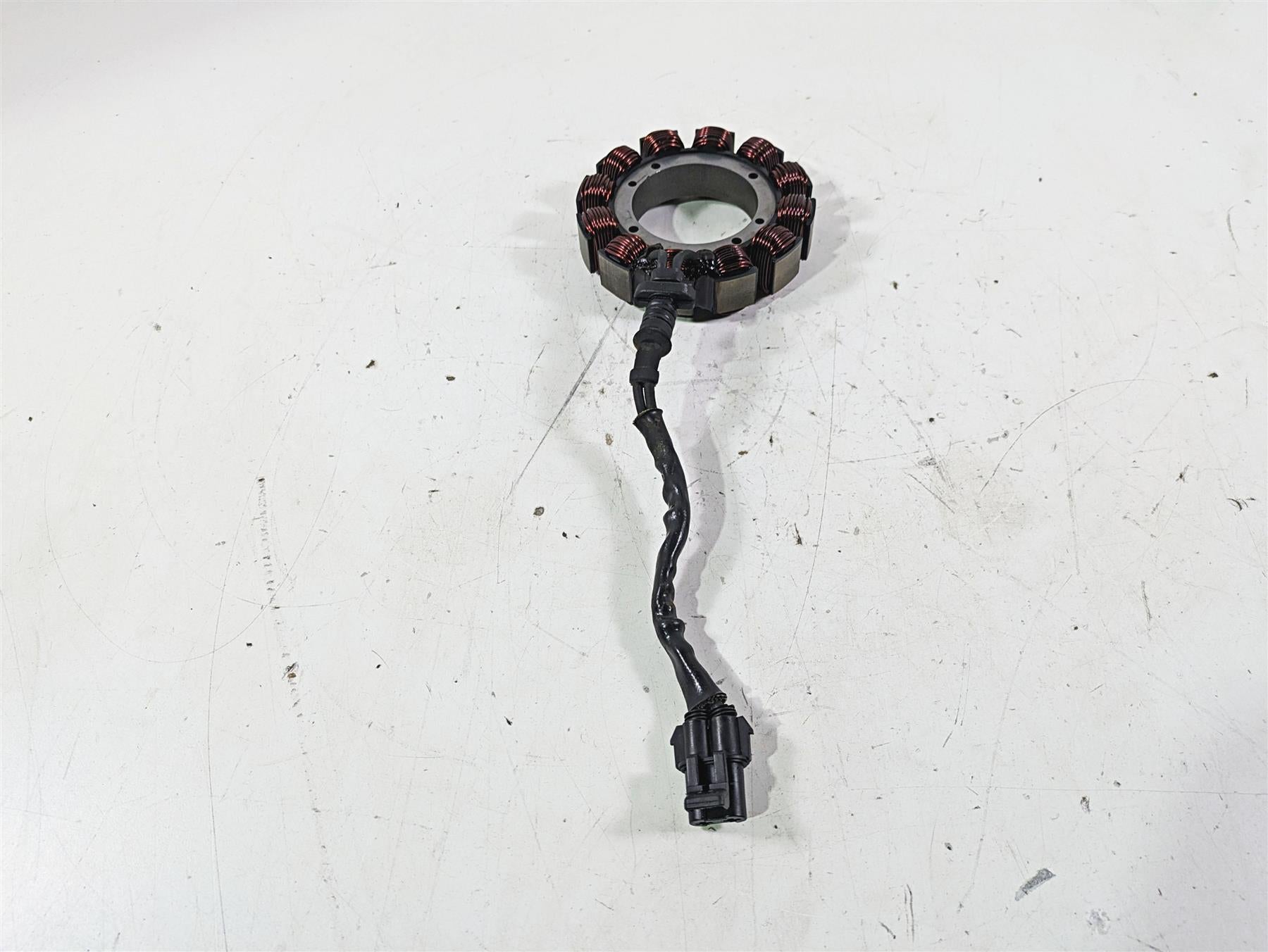 2003 Harley Touring FLHTCUI 100TH E-Glide Stator Alternator Generator 29987-02A {{ shop.shopifyCountryName }} - Mototech271