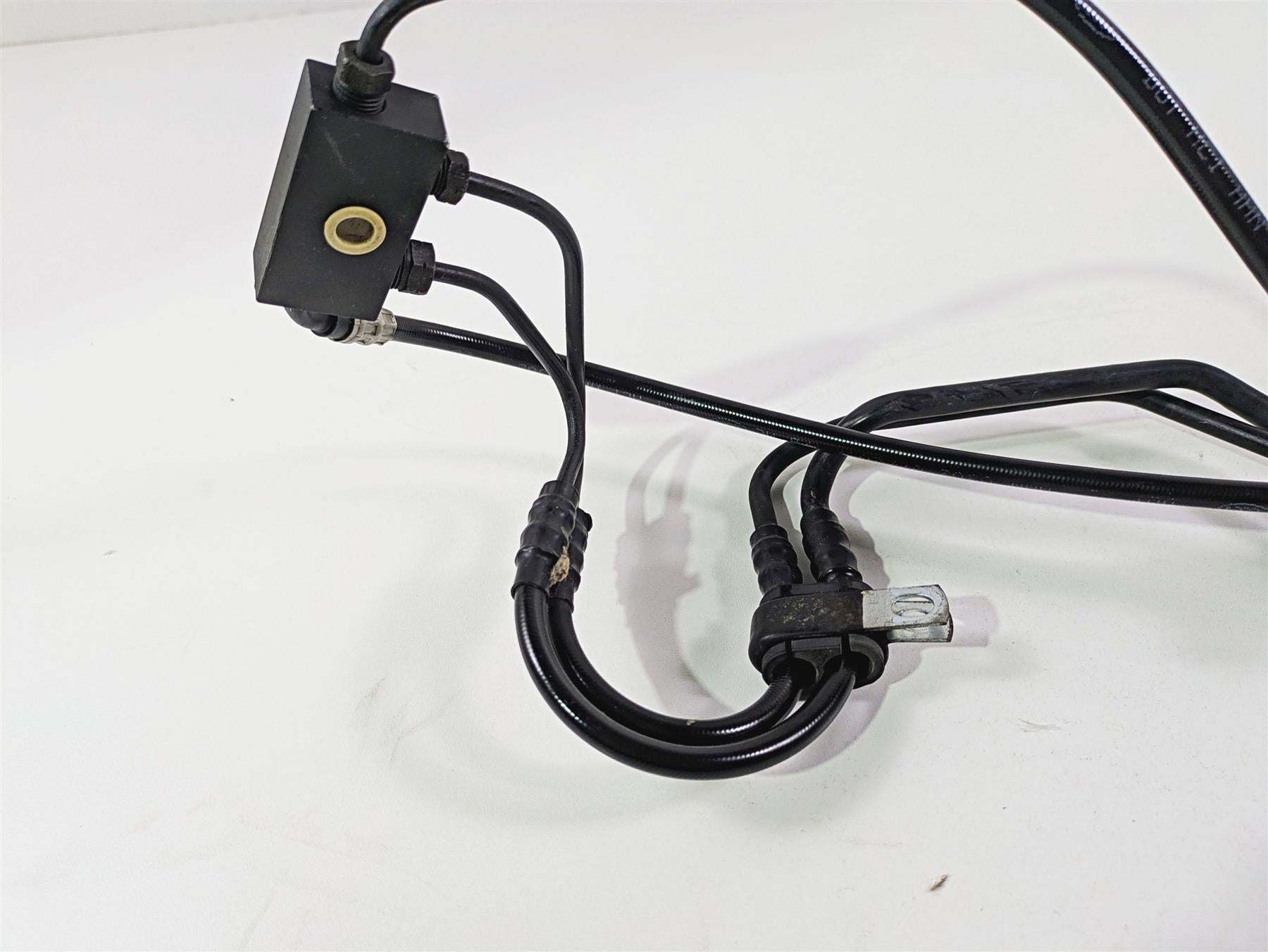 2018 Harley FLHCS Softail Heritage 115th Front Abs Brake Line Set 41800595 {{ shop.shopifyCountryName }} - Mototech271