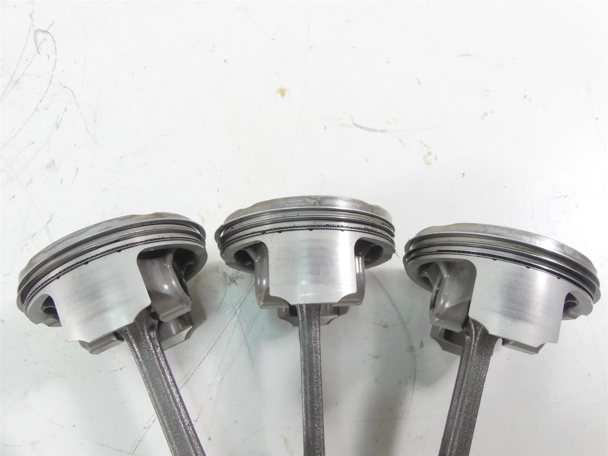2015 Yamaha MT09 FZ09 Piston & Rod Set - 10K miles Only 1RC-11631-00-00 {{ shop.shopifyCountryName }} - Mototech271
