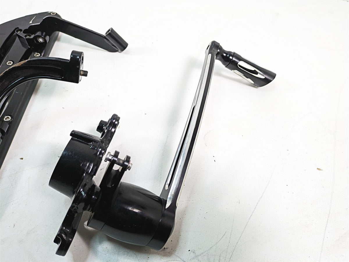 2019 Harley Touring FLHX Street Glide CNC Cut Front Rear Floor Board Pedal Set {{ shop.shopifyCountryName }} - Mototech271