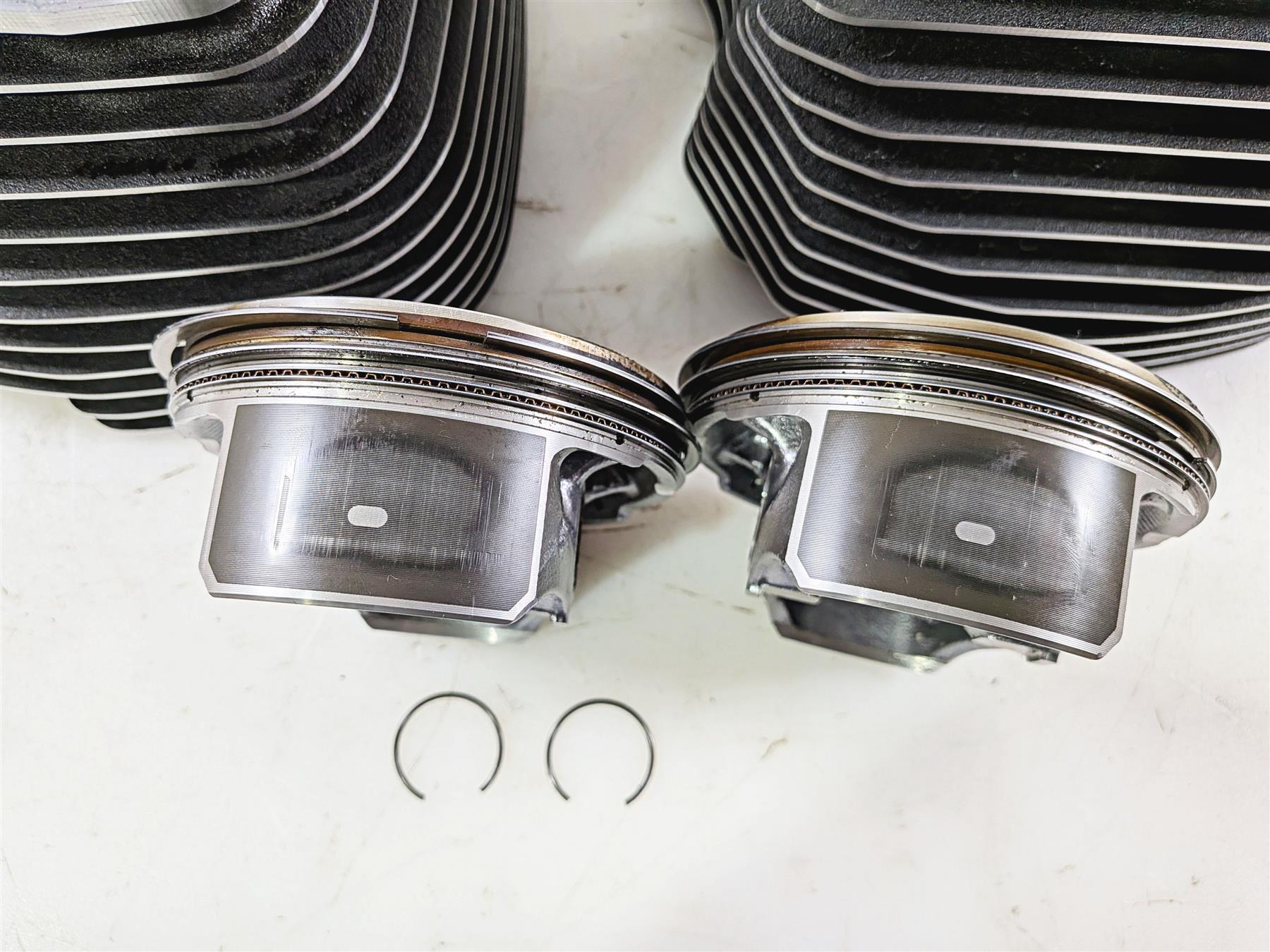2024 Harley Softail FXLRST Low Rider Cylinder & Piston Set 117ci M8 3k 16800387 {{ shop.shopifyCountryName }} - Mototech271