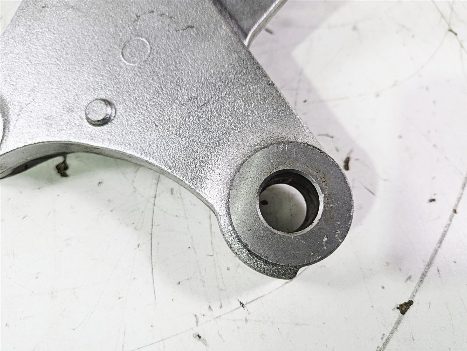 2002 Honda GL1500 CD Valkyrie Deluxe Rear Brake Caliper & Bracket 43150-MZ0-760 {{ shop.shopifyCountryName }} - Mototech271