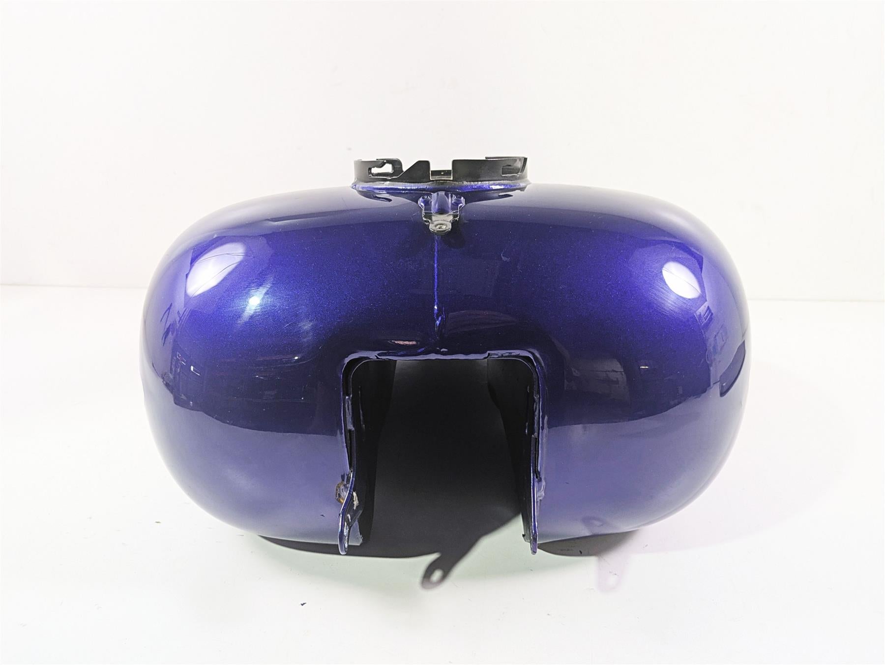 2010 Harley Touring FLHXSE CVO Street Glide Fuel Gas Petrol Tank - Read 61356-08 {{ shop.shopifyCountryName }} - Mototech271