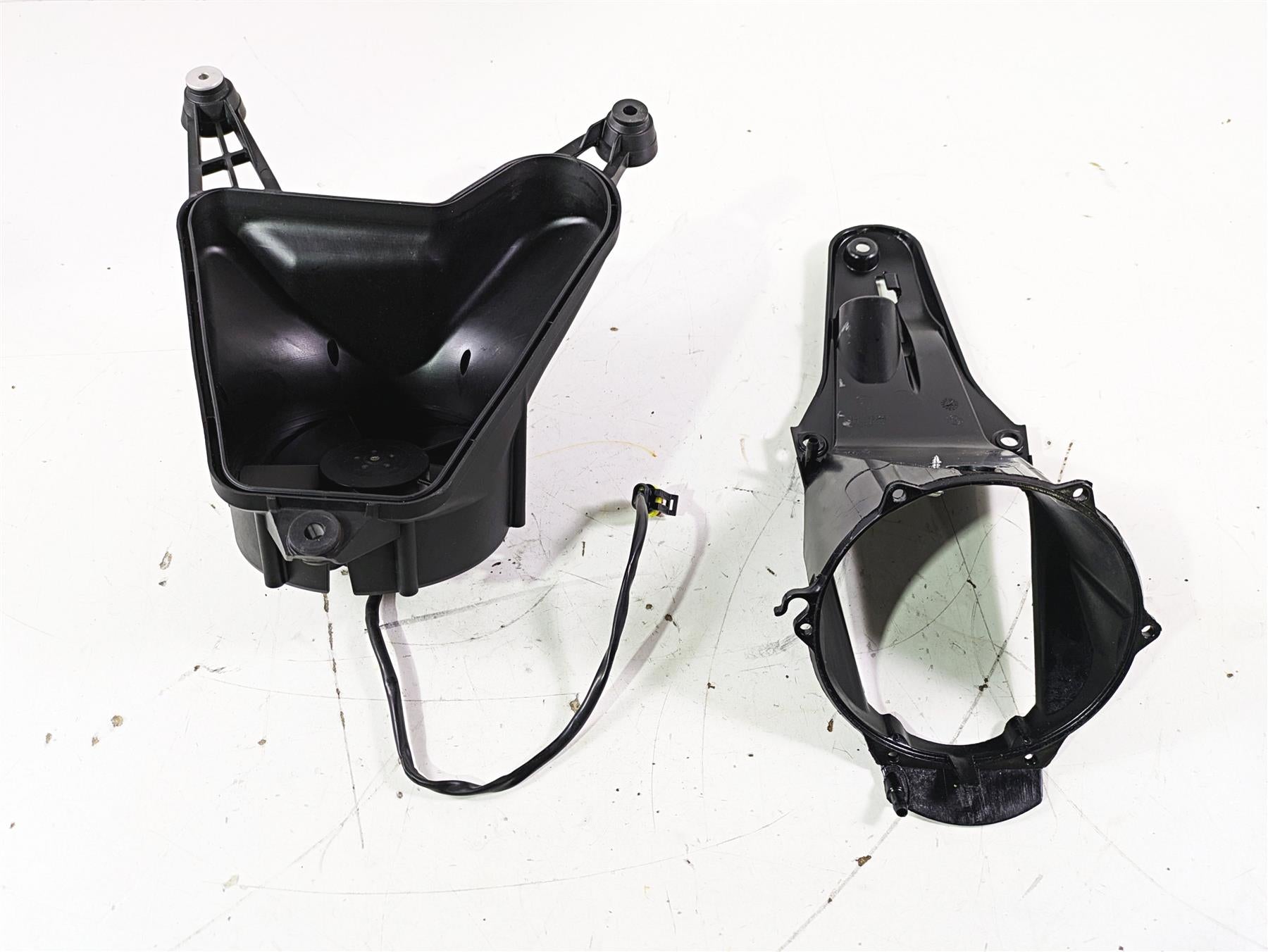 2015 Ducati Panigale 1299 S Radiator Coolant Fan & Mount 8292A342A