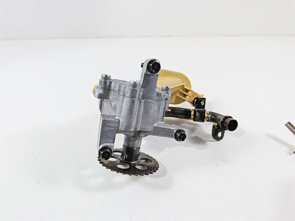 2016 Yamaha YZF R1 RN32 Oil Pump & Pick Up Tube -Tested 2CR-13300-00-00 {{ shop.shopifyCountryName }} - Mototech271