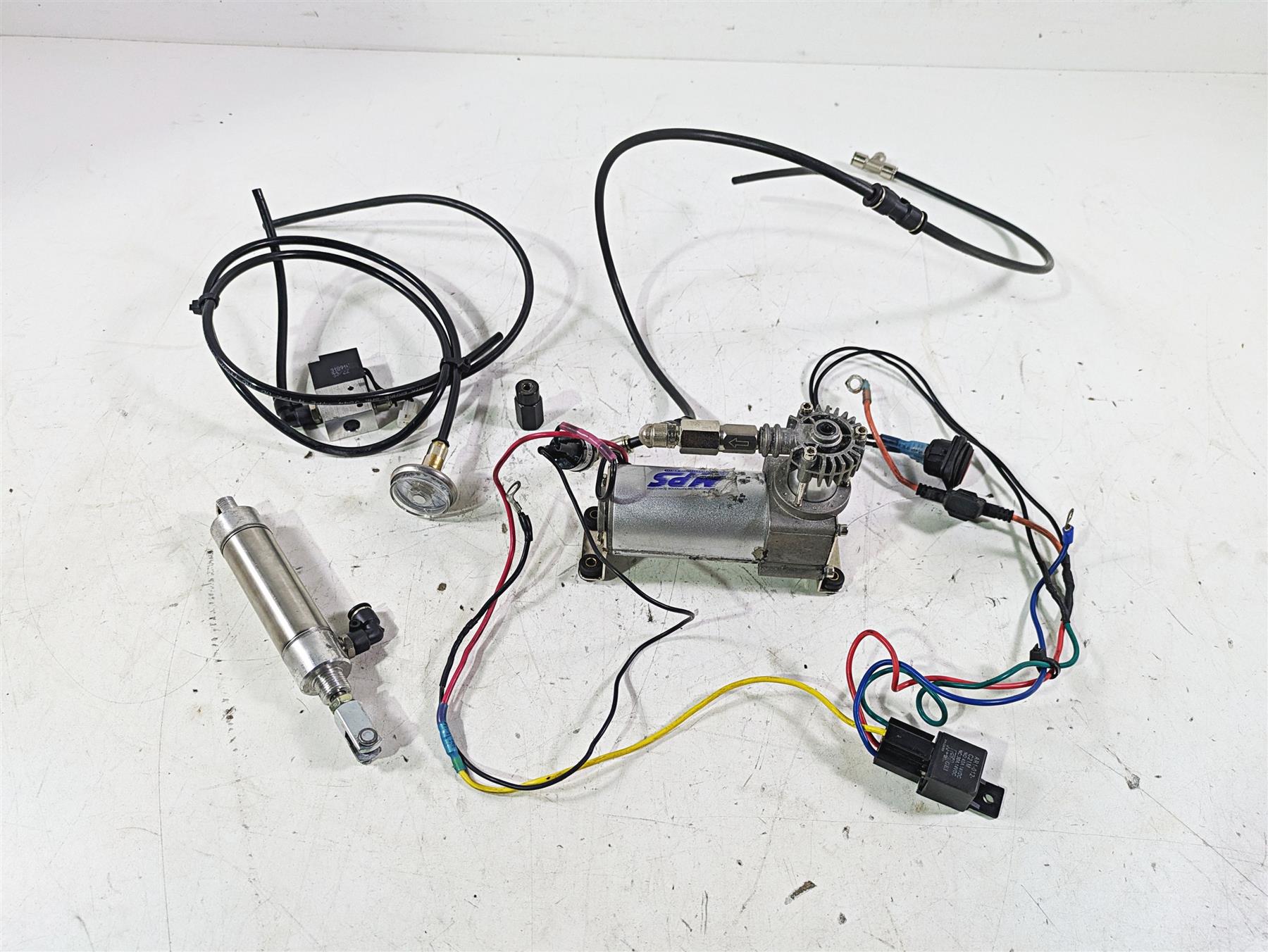 2018 Suzuki GSX1300 R Hayabusa Mps Air Shifter Compressor Kit 1-0266 1-0894 {{ shop.shopifyCountryName }} - Mototech271