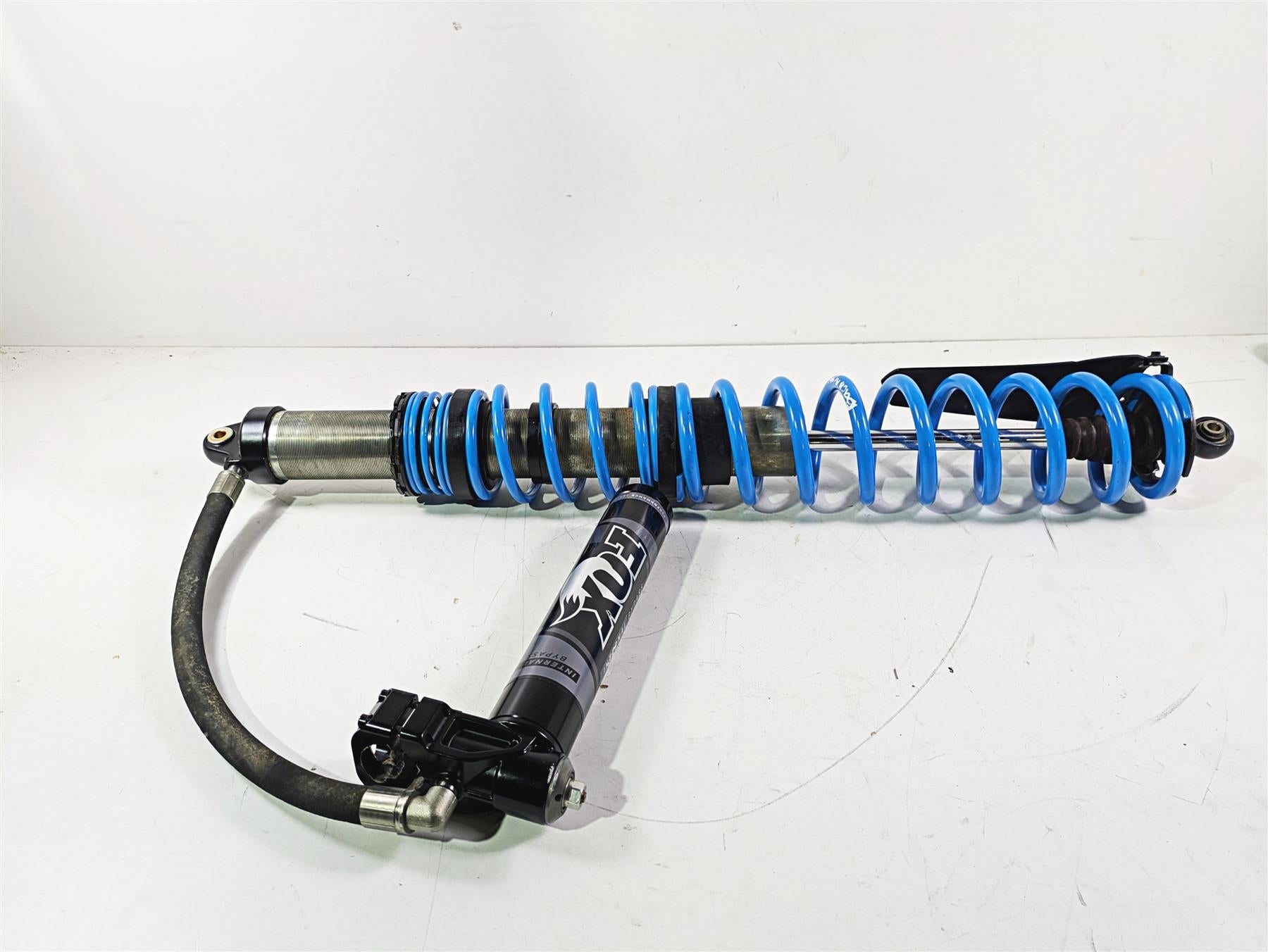 2018 Can Am Maverick X3 XRC Turbo R Right Rear Shock Damper Fox Blue 706002255 {{ shop.shopifyCountryName }} - Mototech271