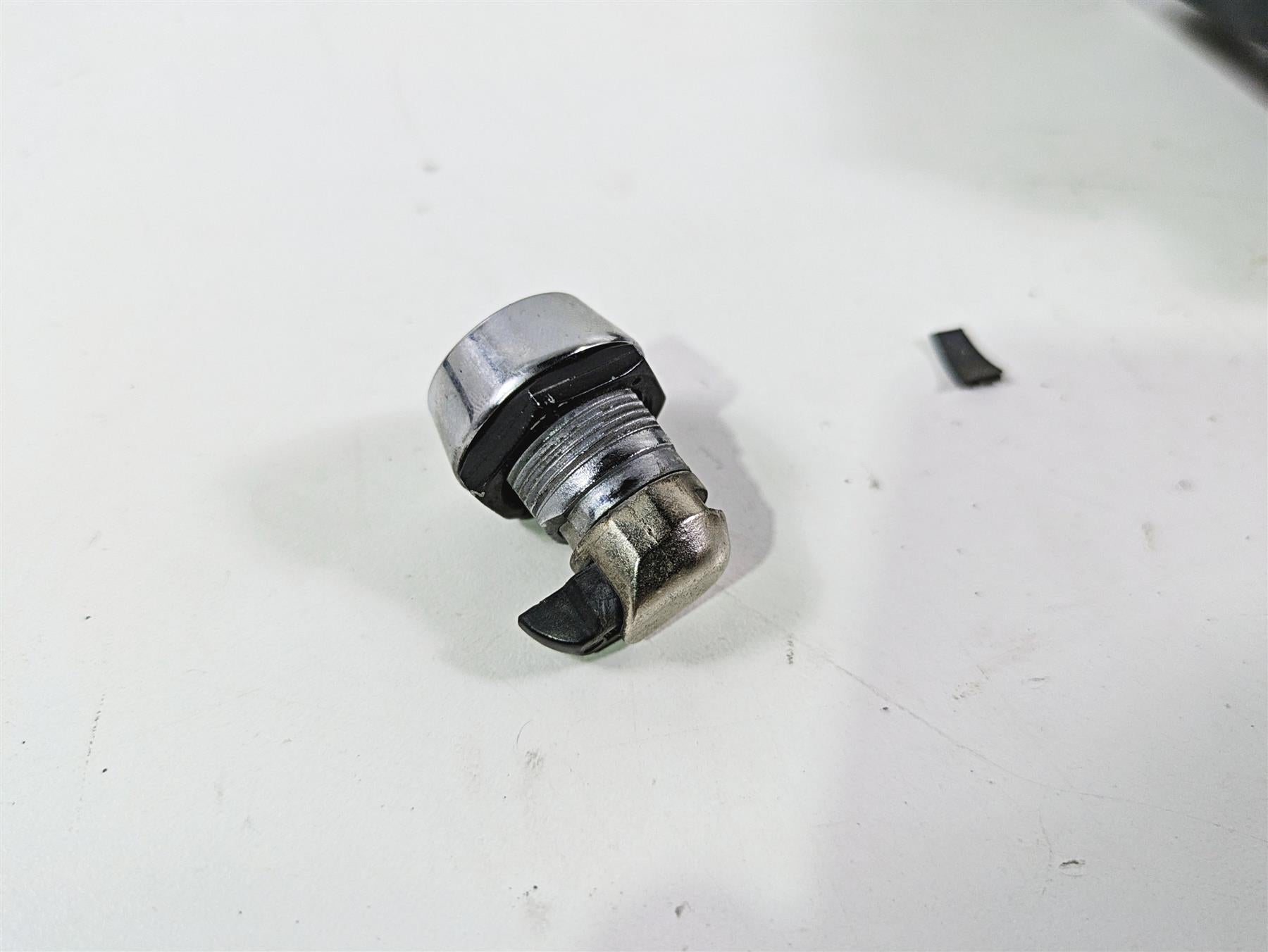 2010 Harley Touring FLHX Street Glide Ignition Switch Key Lock FOR PART 71572-06 {{ shop.shopifyCountryName }} - Mototech271