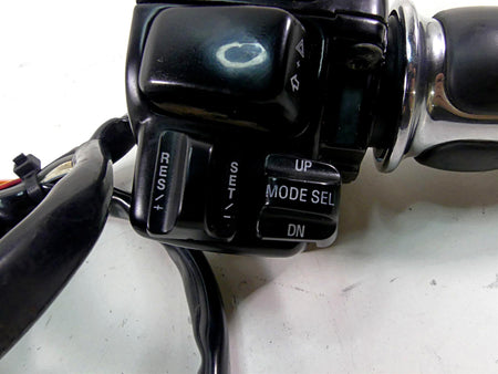2008 Harley Touring FLHX Street Glide Right Cruise Control Switch Set 71595-08 {{ shop.shopifyCountryName }} - Mototech271