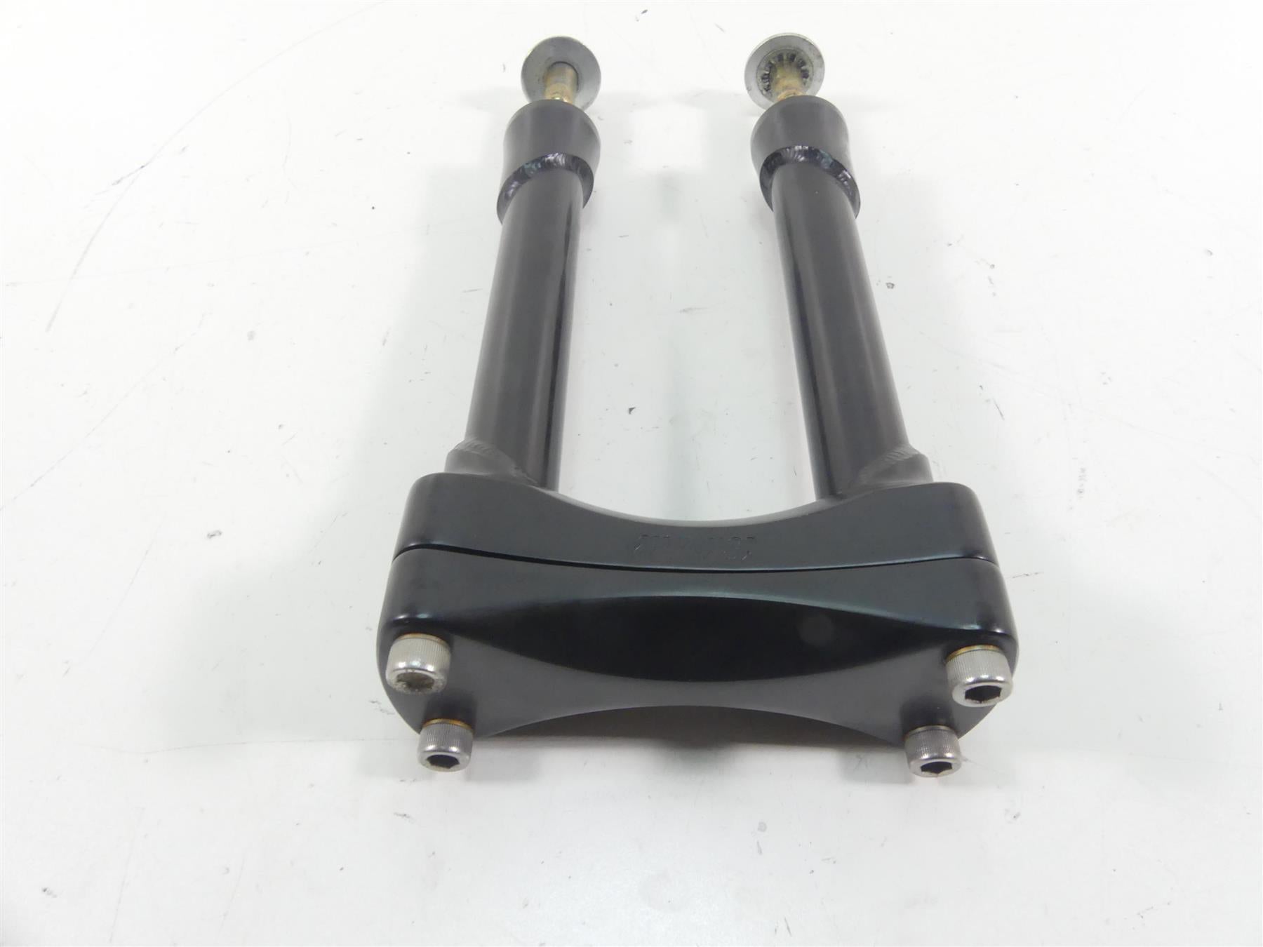 2003 Harley Dyna 100TH FXDL Low Rider Biltwell Handlebar Riser 8" 6403-201-08 {{ shop.shopifyCountryName }} - Mototech271