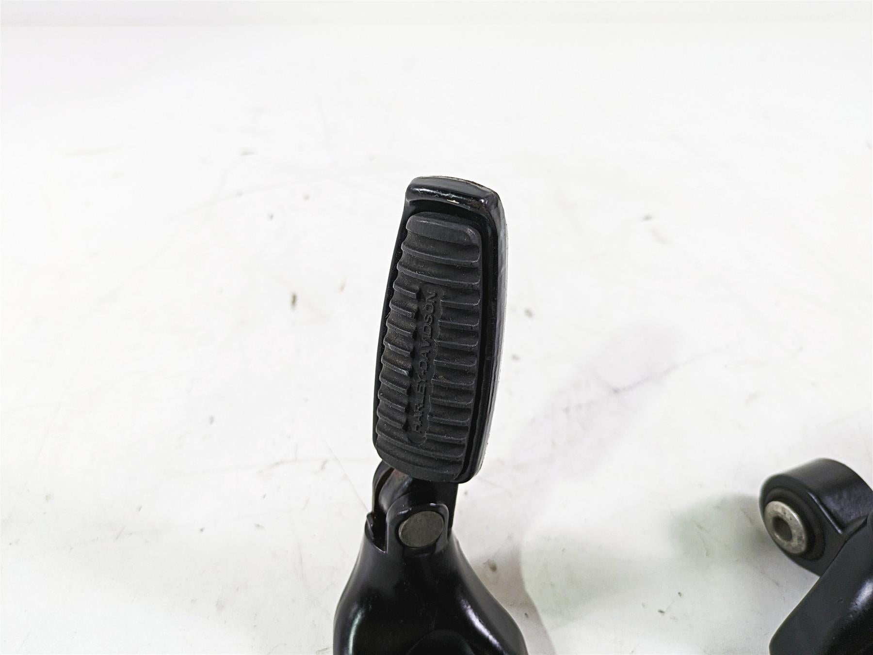 2013 Harley VRSCDX Night Rod Sp Rear Passenger Footpeg Set L 51723-07 R 51722-07 {{ shop.shopifyCountryName }} - Mototech271