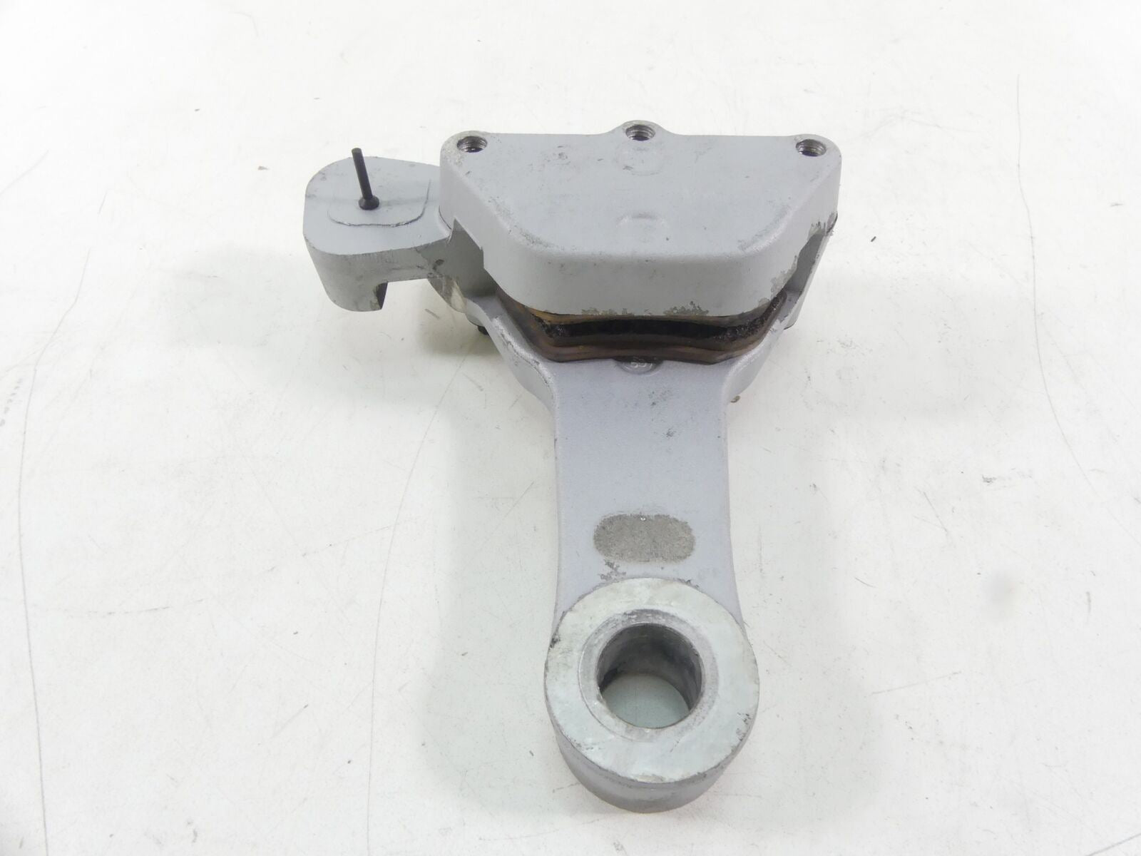 2006 Harley Touring FLHCU SE CVO Rear Brake Caliper With Bracket 44423-02C {{ shop.shopifyCountryName }} - Mototech271