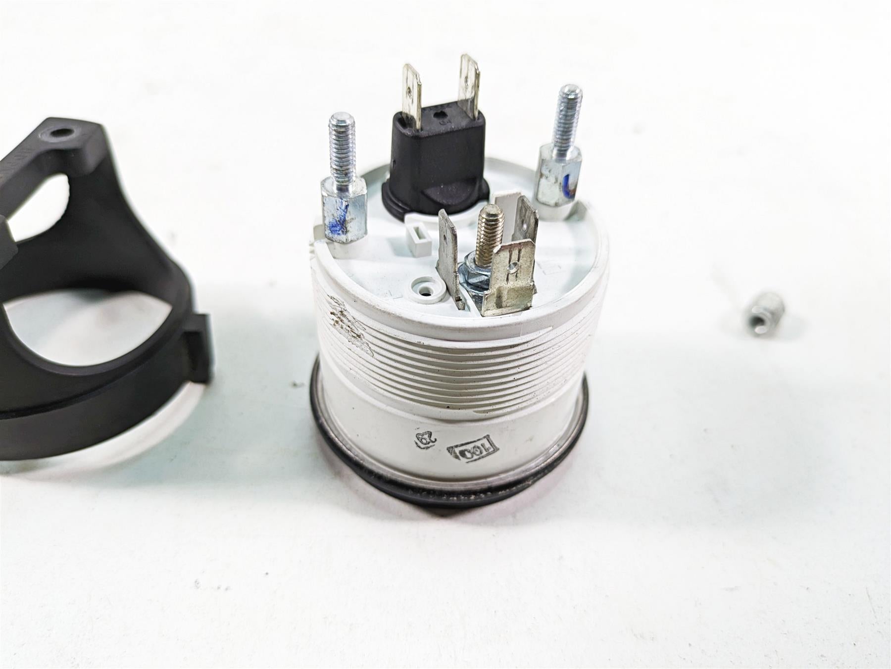 2011 Harley Touring FLTRU Road Glide Oil Pressure Gauge Instrument 75032-99B {{ shop.shopifyCountryName }} - Mototech271