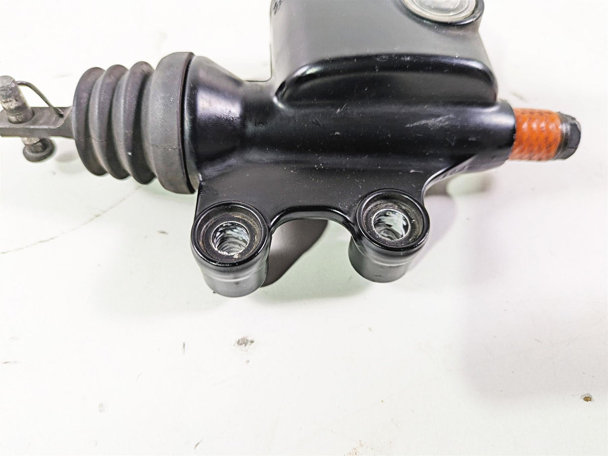 2008 Harley Touring FLHTP Electra Glide Rear Brake Master Cylinder 41700028A {{ shop.shopifyCountryName }} - Mototech271