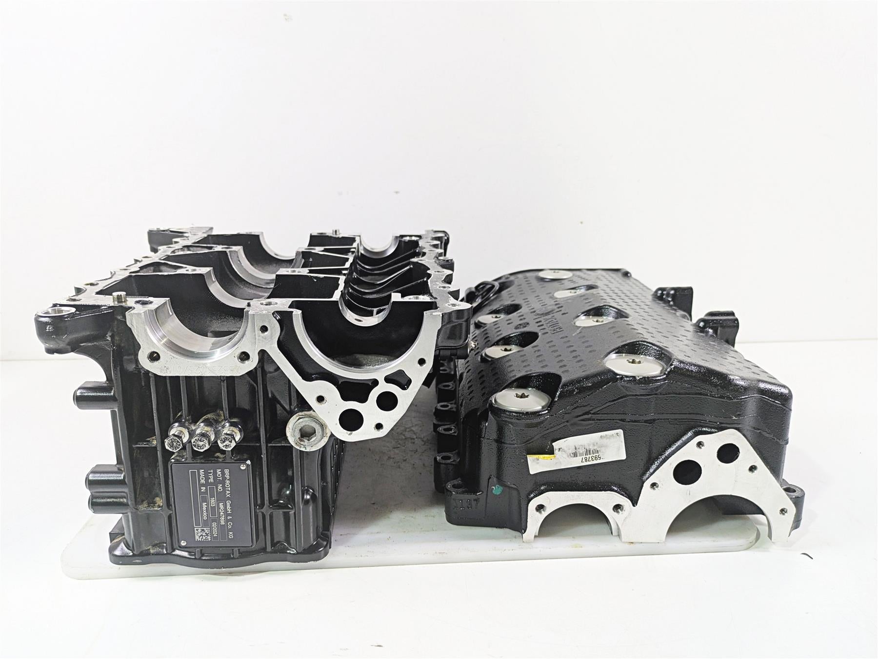 2024 Sea-Doo GTX 230 Engine Crank Motor Case Jug Set 420893514 {{ shop.shopifyCountryName }} - Mototech271