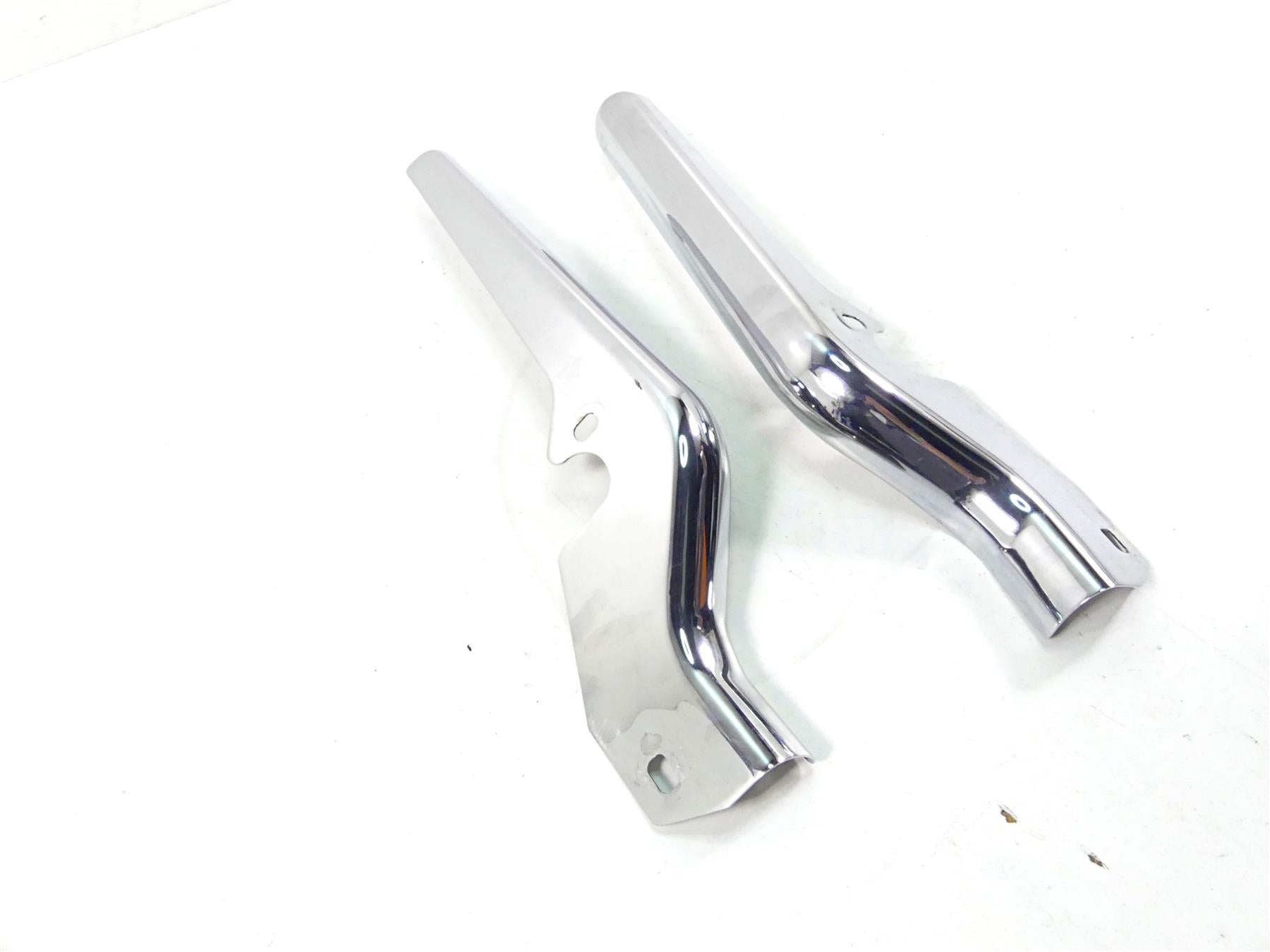 2007 Harley Touring FLHRSE CVO Road King Rear Frame Chrome Struts 47560-07