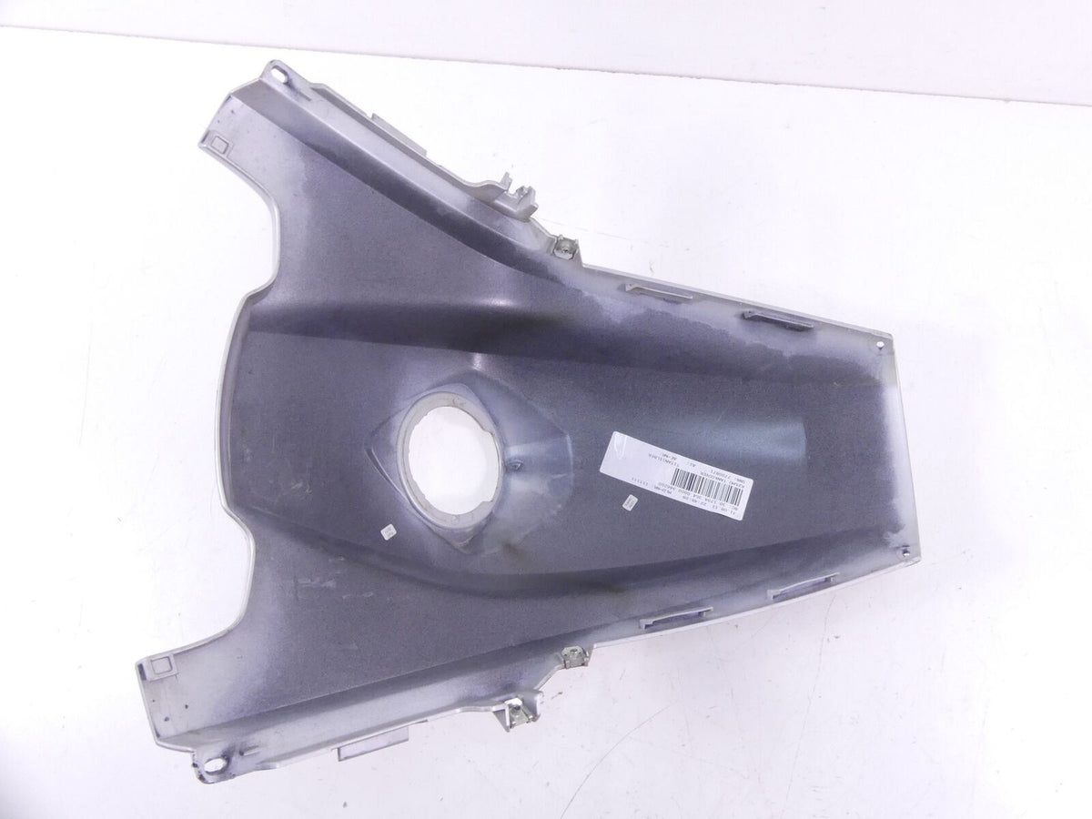 2012 BMW R1200GS K25 Tank Center Cover Fairing -Titansilber 46637693425 {{ shop.shopifyCountryName }} - Mototech271