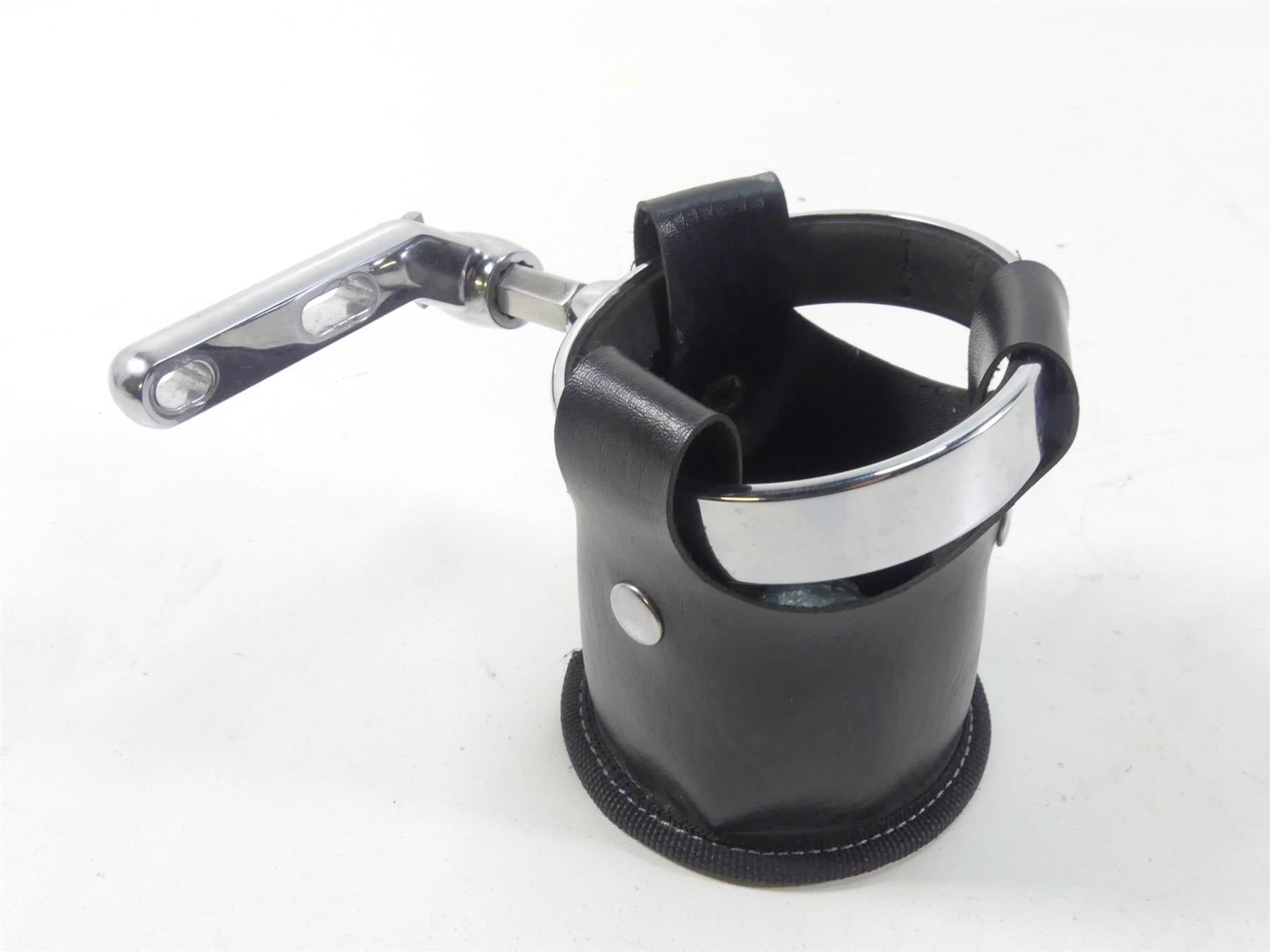 2004 Harley FLHTC SE CVO Electra Glide Kuryakyn Chrome Cup Handlebar Holder 1500 {{ shop.shopifyCountryName }} - Mototech271