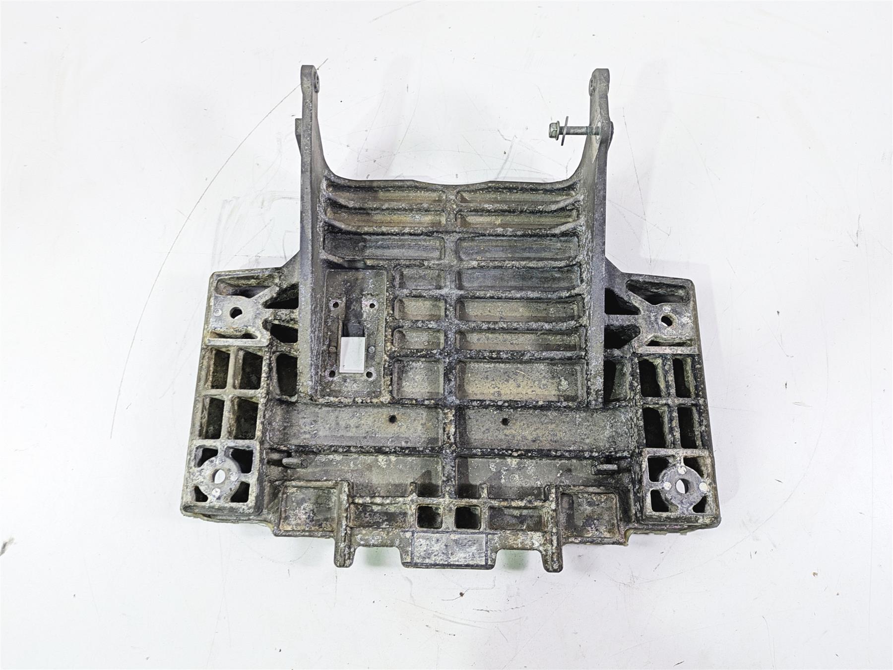 2004 Honda Aquatrax R-12X Riding Skid Plate 47521-HW3-670 47511-HW3-670 {{ shop.shopifyCountryName }} - Mototech271