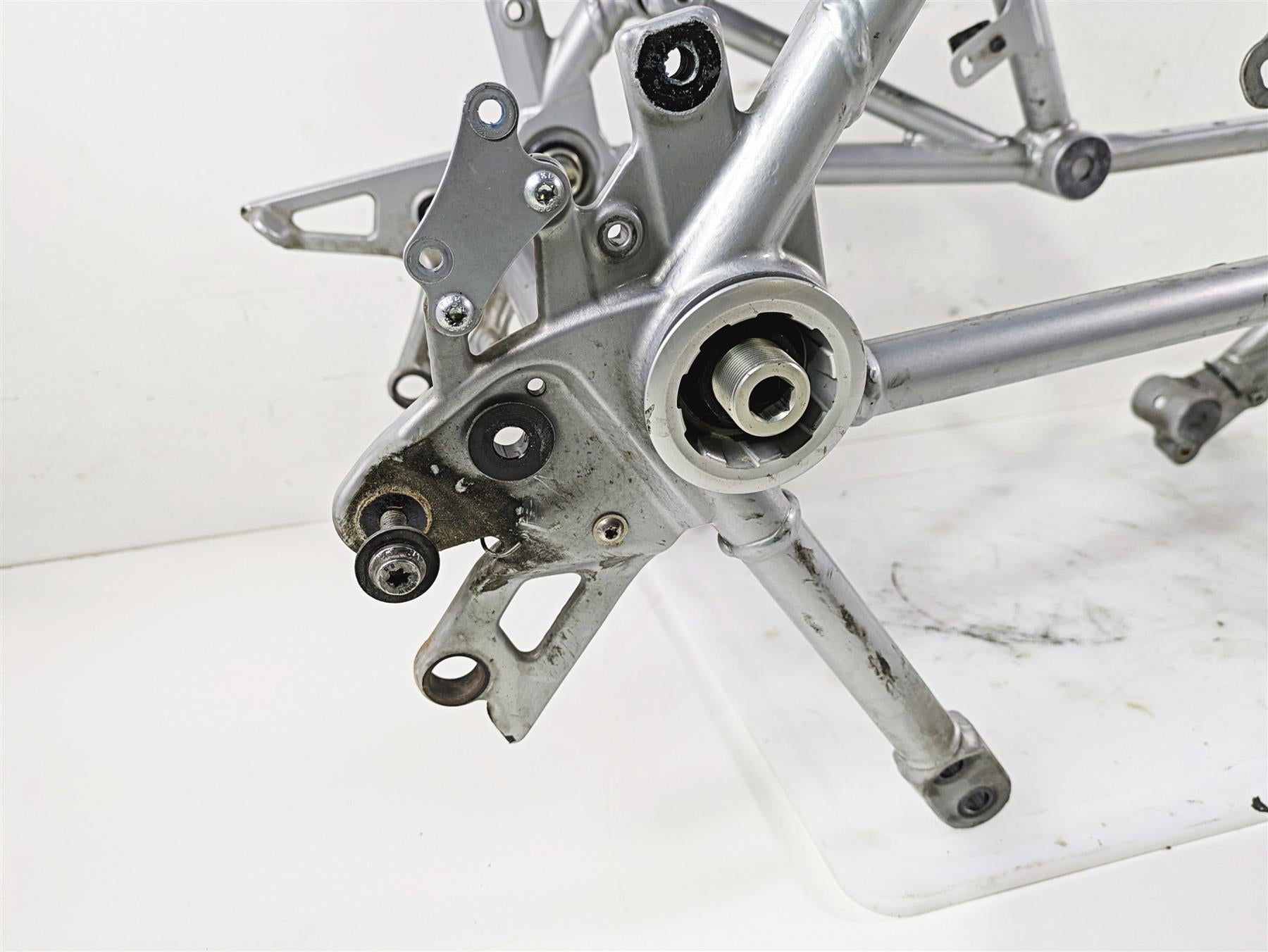 2019 BMW R1250RT K52 Straight Frame Chassis With Salvage Florida Title 46518101229 {{ shop.shopifyCountryName }} - Mototech271