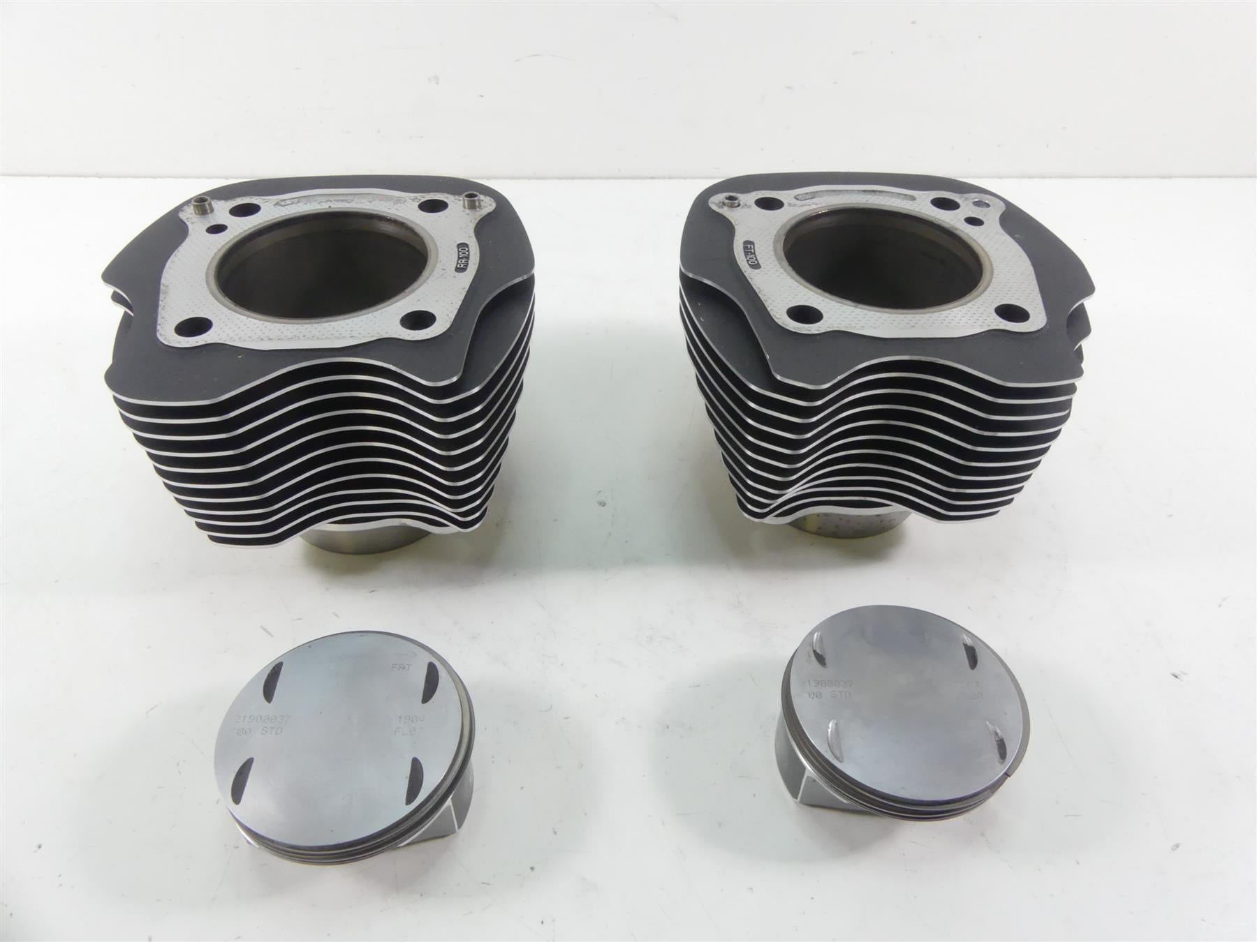 2018 Harley FLHC Softail Heritage Cylinder Jug Barrel + Piston Set M8 16800095 {{ shop.shopifyCountryName }} - Mototech271