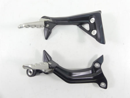 2022 Indian FTR1200 S Rear Passenger Footpeg Foot Peg Bracket Set 1024090 {{ shop.shopifyCountryName }} - Mototech271