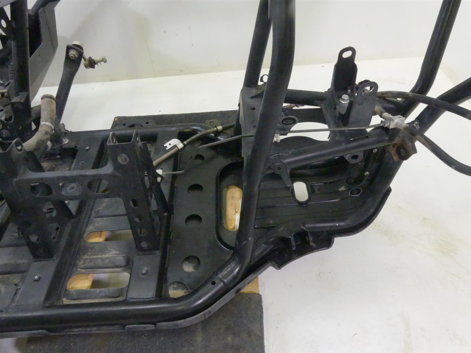 2018 Yamaha YXZ1000R EPS SS Straight Main Chassis + Doors - Slvg 2HC-F1110-50-00 {{ shop.shopifyCountryName }} - Mototech271