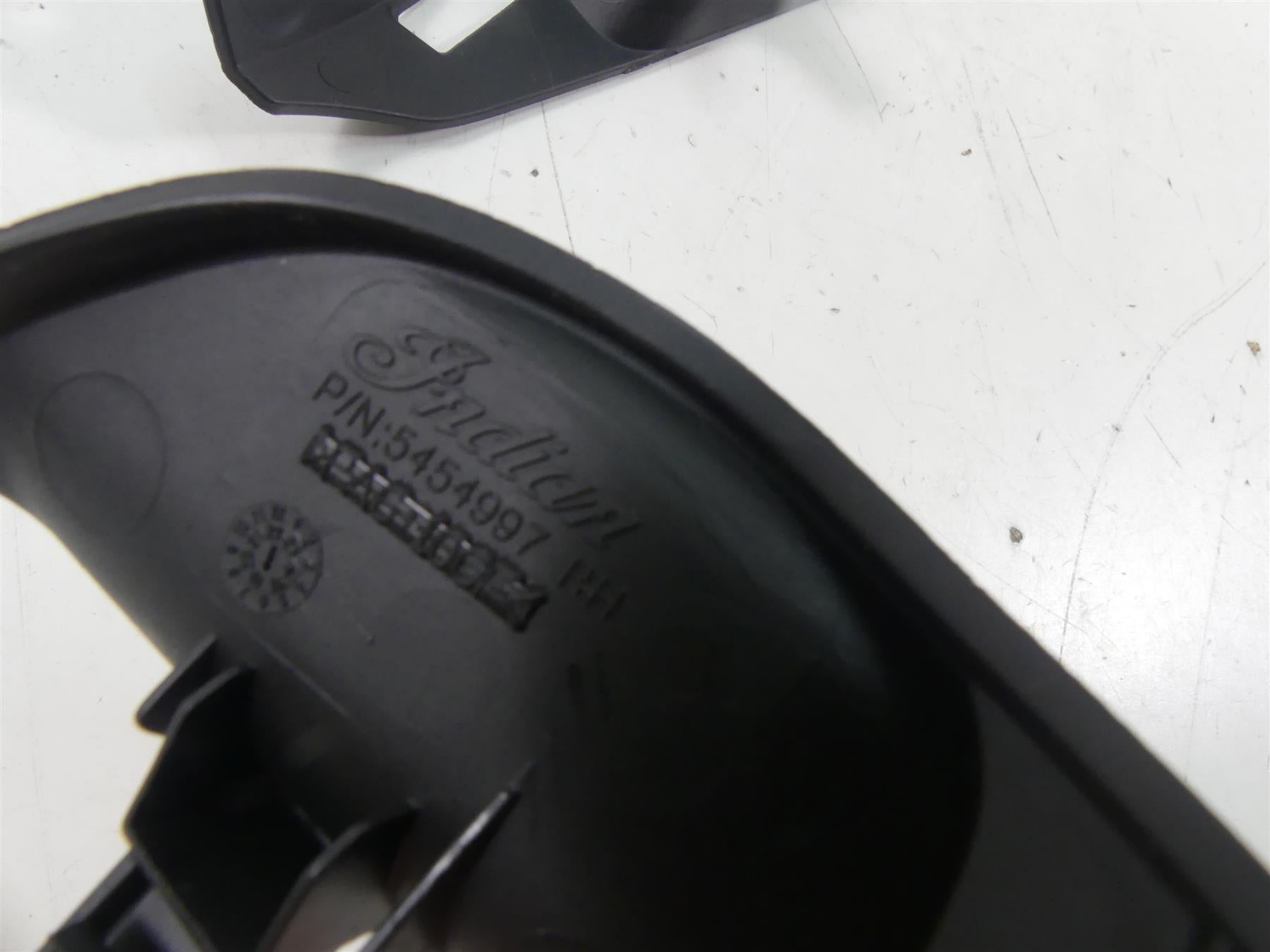 2019 Indian Motorcycle Co. FTR1200 Frame Infill Filling Cover Fairing Set 5454543 {{ shop.shopifyCountryName }} - Mototech271