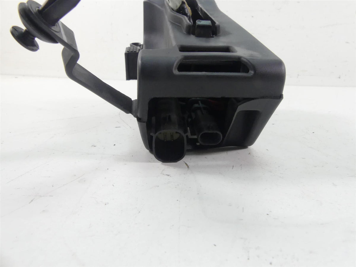 2021 Harley Softail FXBBS Street Bob Horn & The Wiring Box 69201654 {{ shop.shopifyCountryName }} - Mototech271