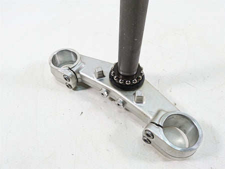 2002 Yamaha FZ1 FZS1000 Fazer Lower Triple Tree Steering Clamp 5LV-23340-00-00 {{ shop.shopifyCountryName }} - Mototech271